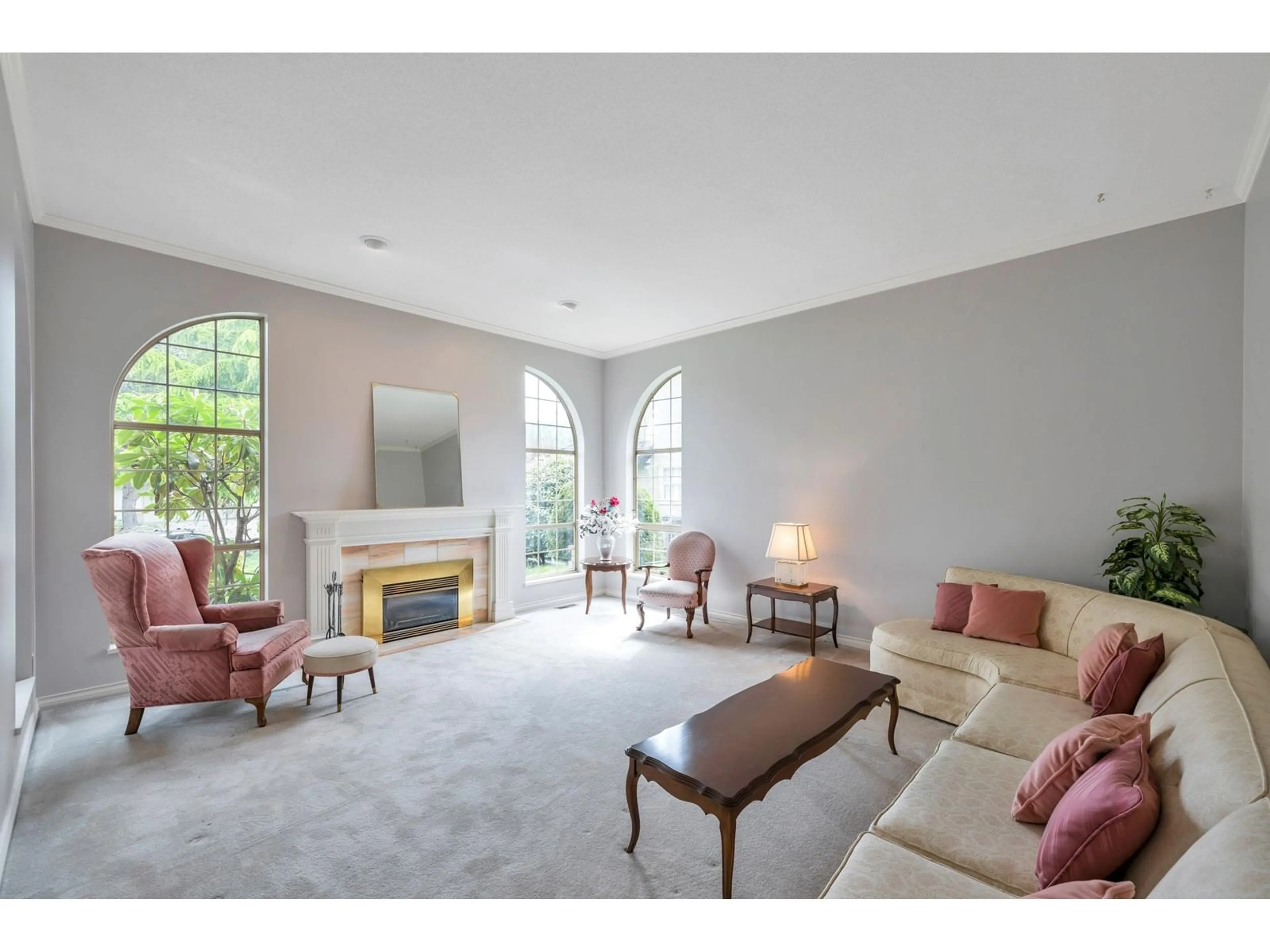 Living room with furniture, unknown for 2973 145A, Surrey British Columbia V4P1P7