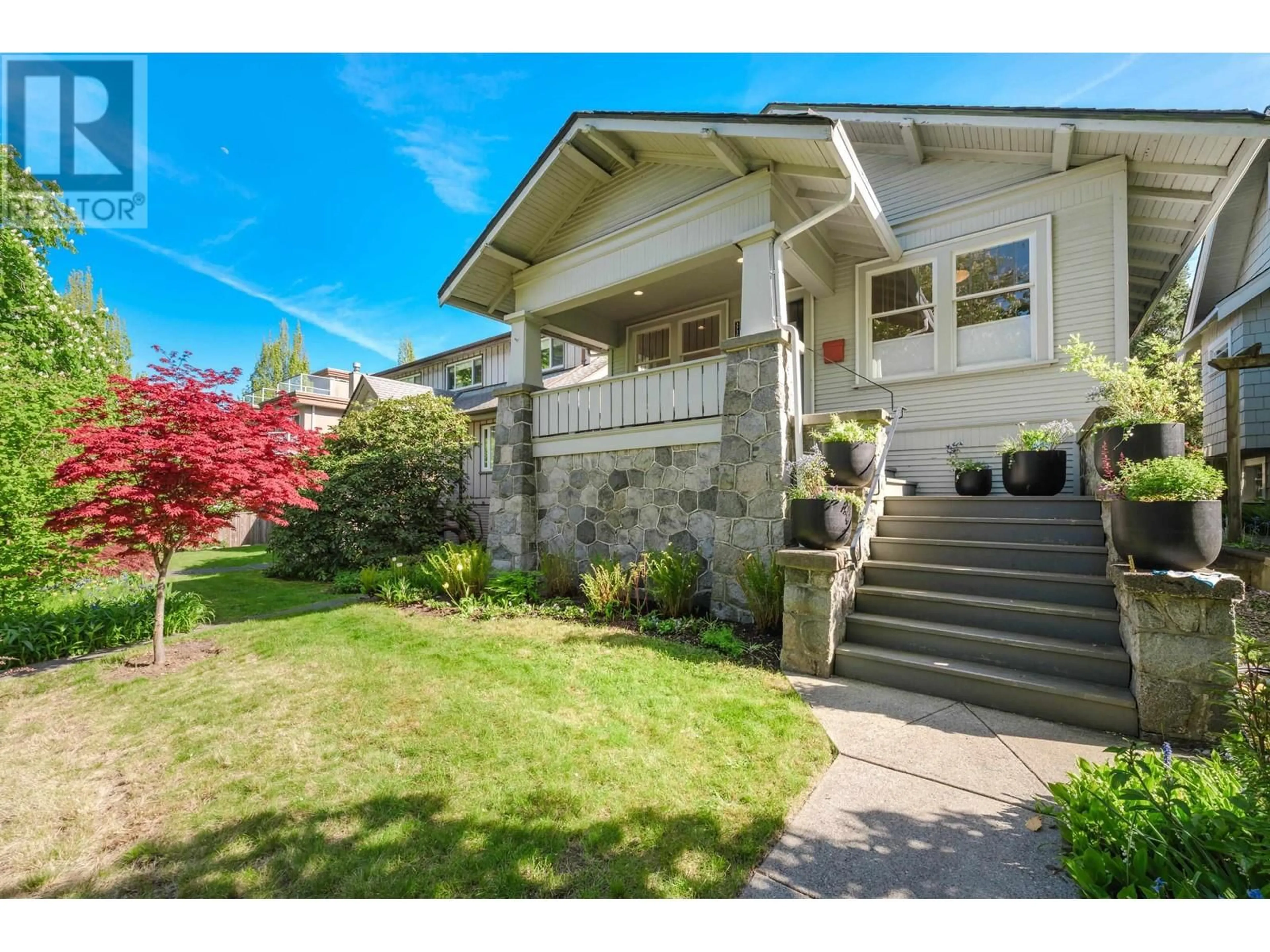 Unknown for 3730 15TH AVENUE, Vancouver British Columbia V6R2Z8