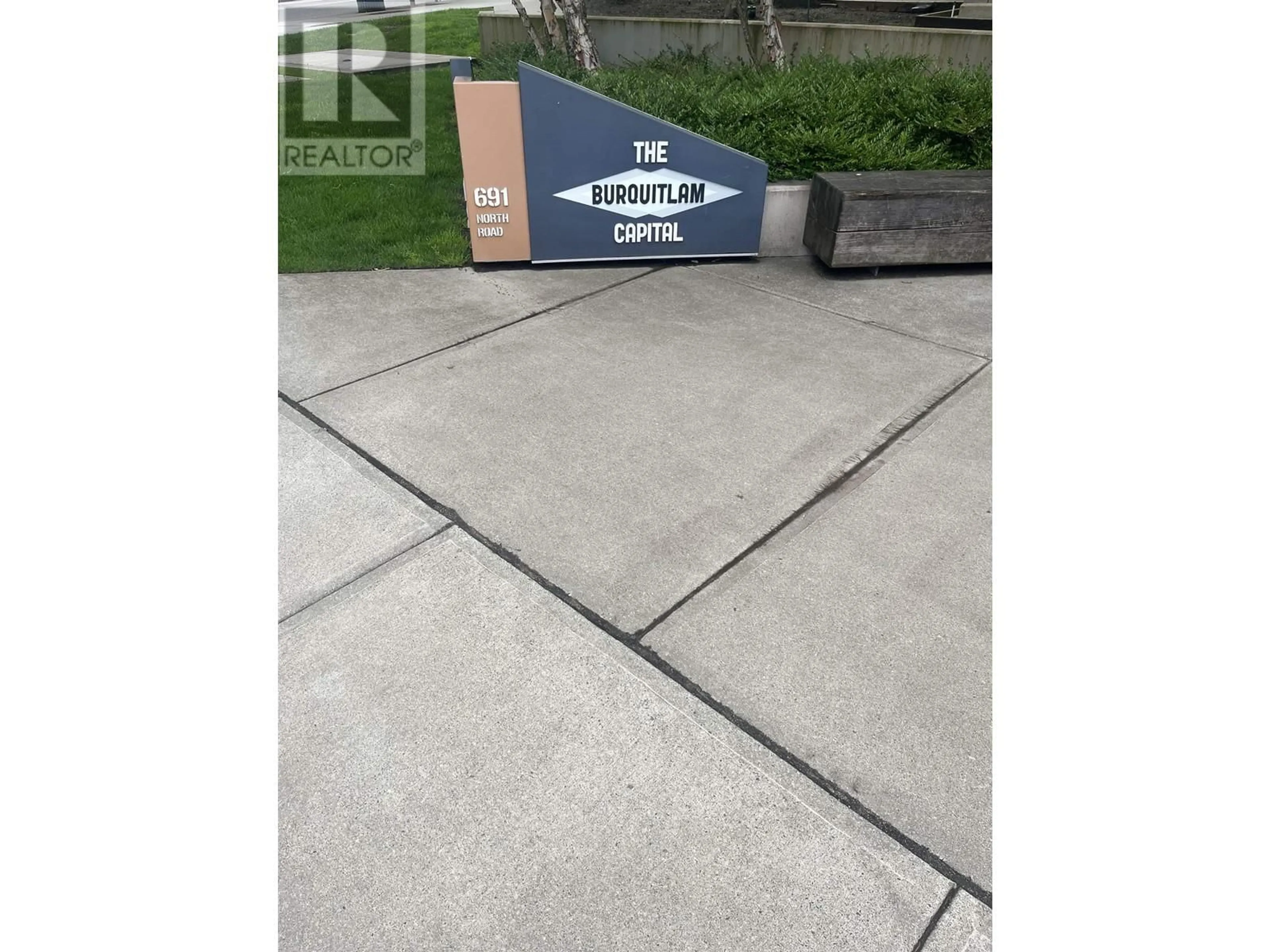 Patio, street for 1802 - 691 NORTH ROAD, Coquitlam British Columbia V3J0H9