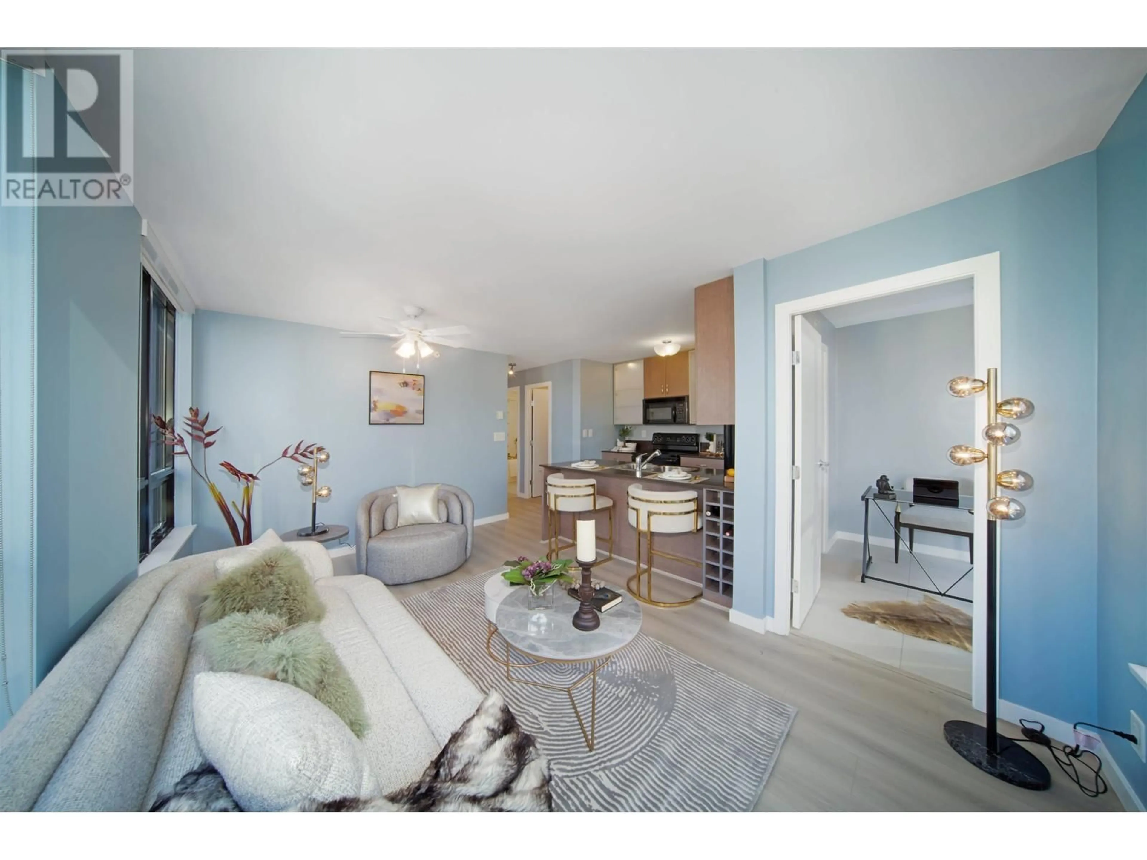 Living room with furniture, unknown for 1802 - 909 MAINLAND STREET, Vancouver British Columbia V6B1S3