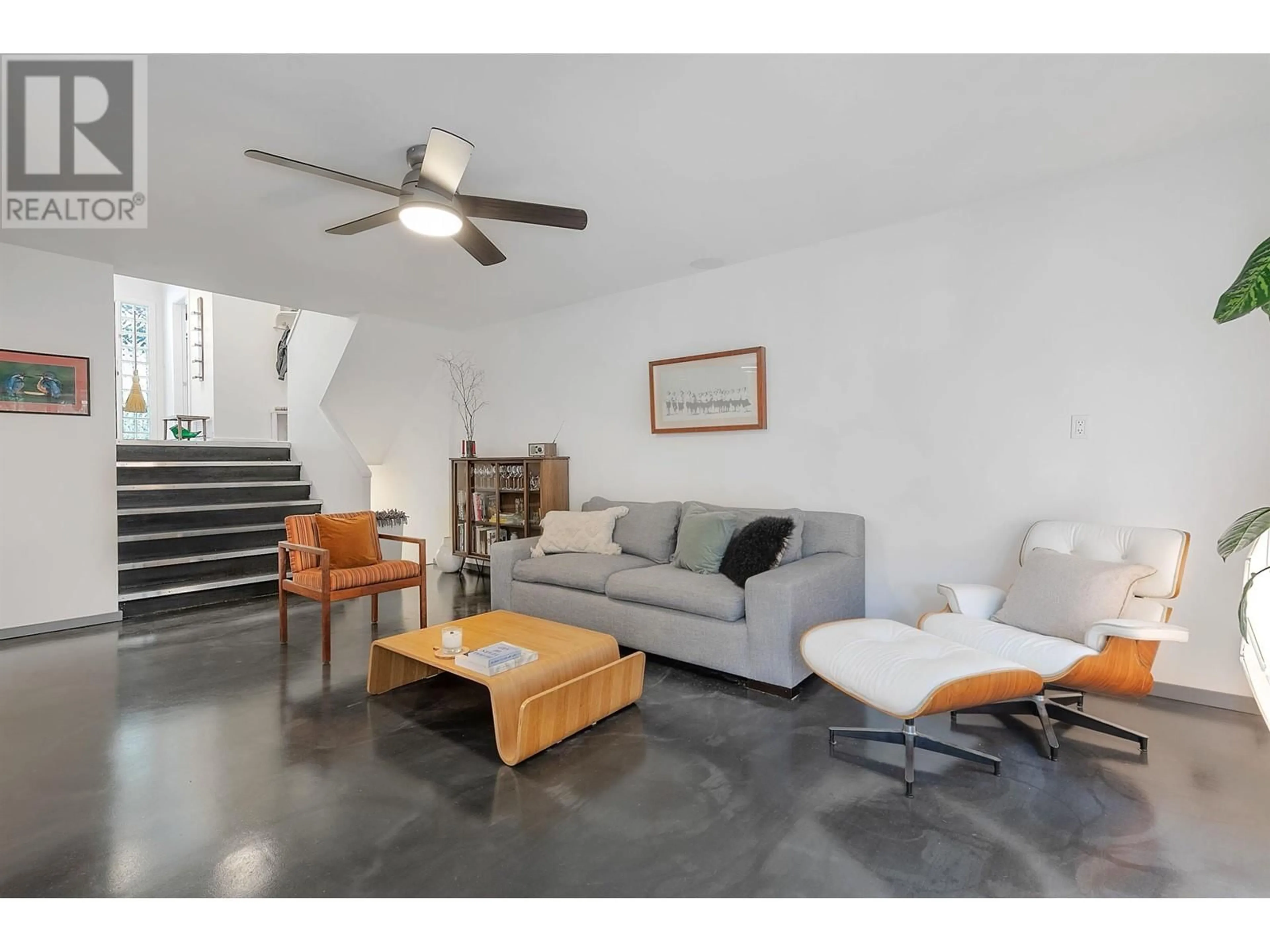 Living room with furniture, cement floor for 2973 CORONA DRIVE, Burnaby British Columbia V3J1B9