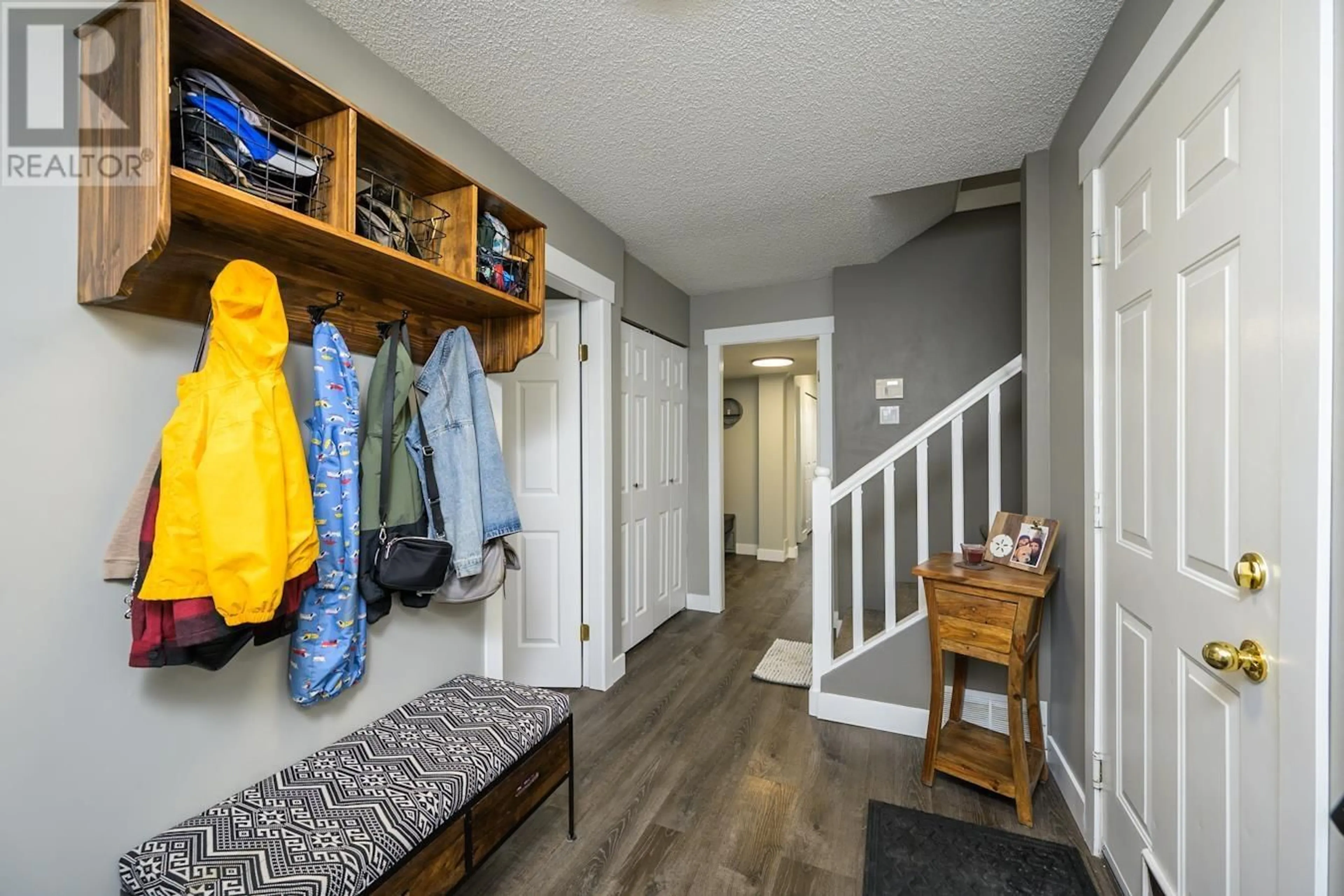 Indoor entryway for 7466 MOOSE ROAD, Prince George British Columbia V2N5N8