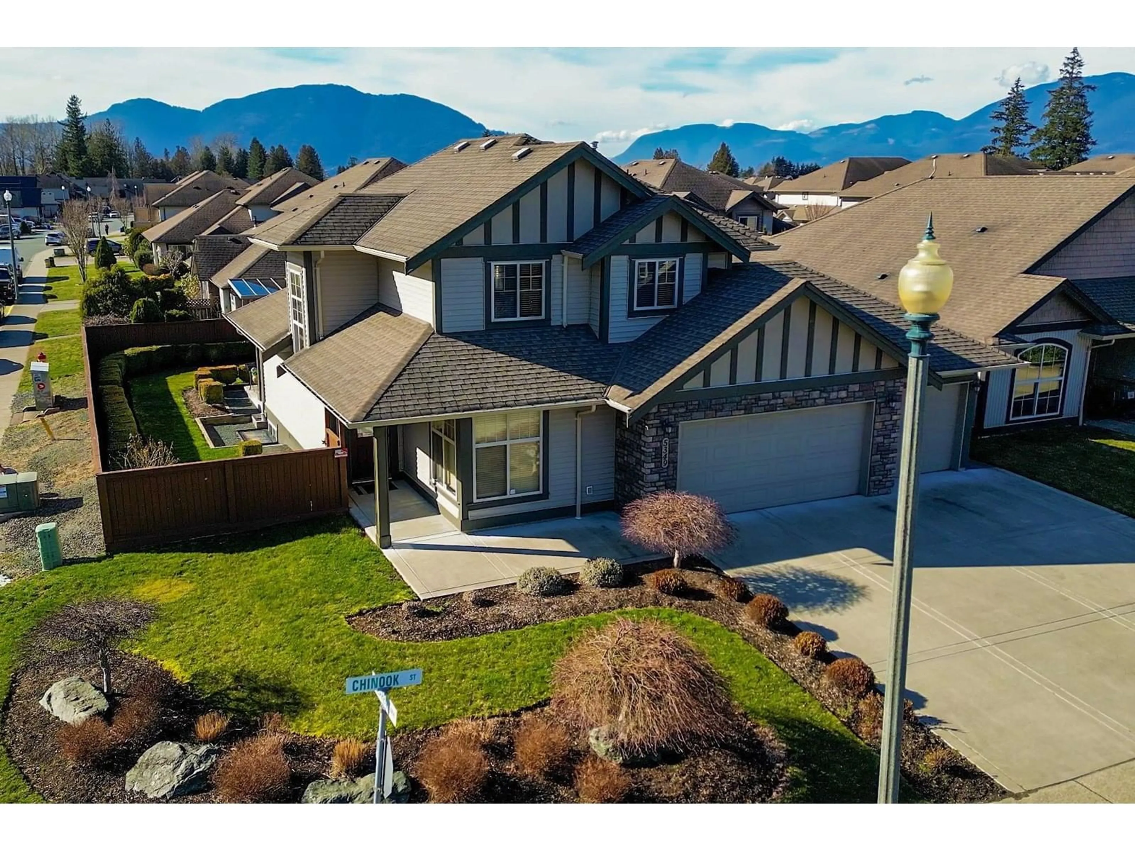 A pic from outside/outdoor area/front of a property/back of a property/a pic from drone, mountain view for 5349 CHINOOK STREET, Chilliwack British Columbia V2R0A4
