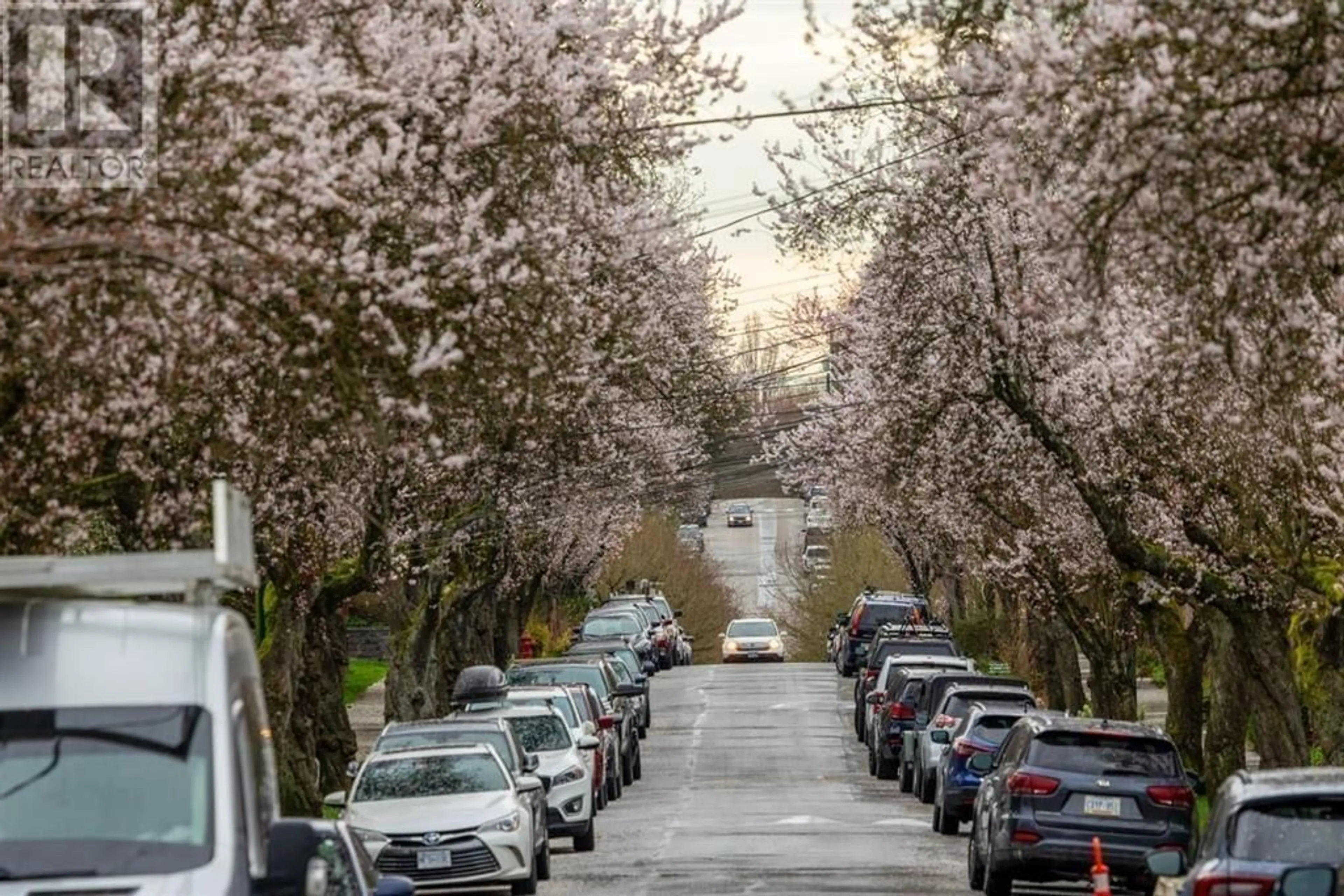 Parking for 828 13TH AVENUE, Vancouver British Columbia V5T2L5