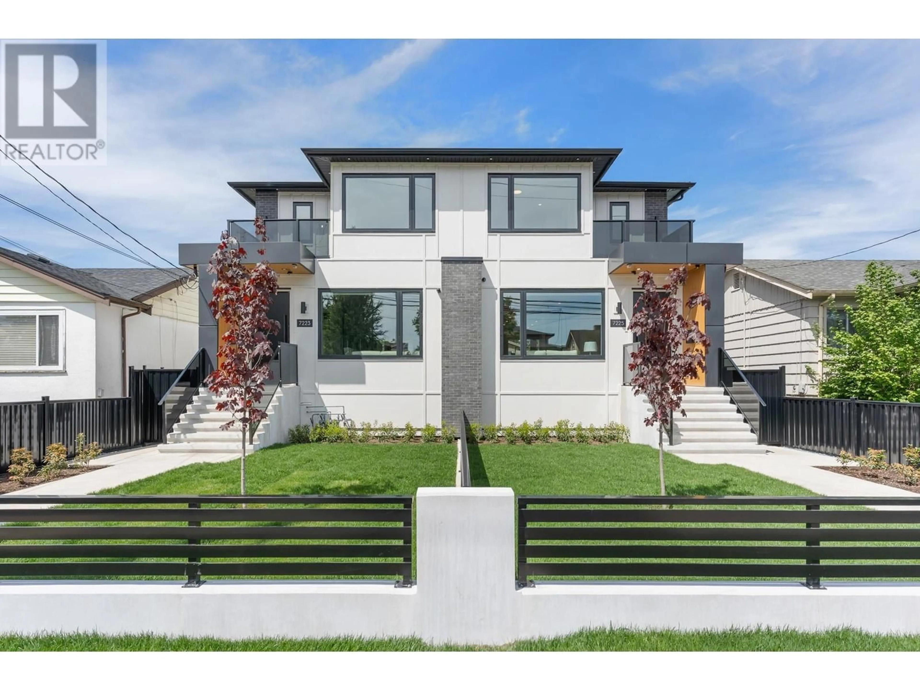 Home with vinyl exterior material, street for 7225 10TH AVENUE, Burnaby British Columbia V3N2R7