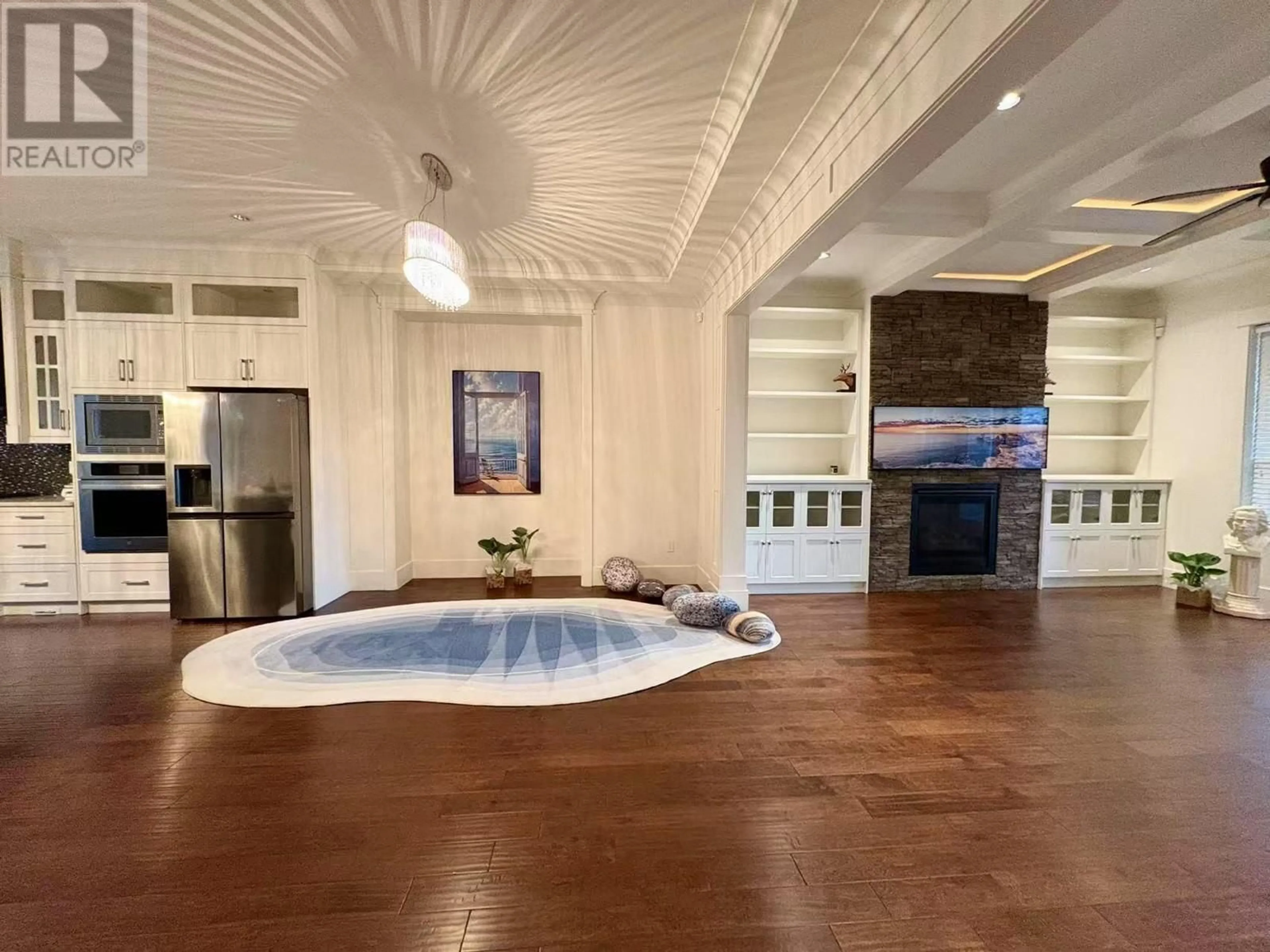 Lobby for 3523 PRINCETON AVENUE, Coquitlam British Columbia V3E0K3