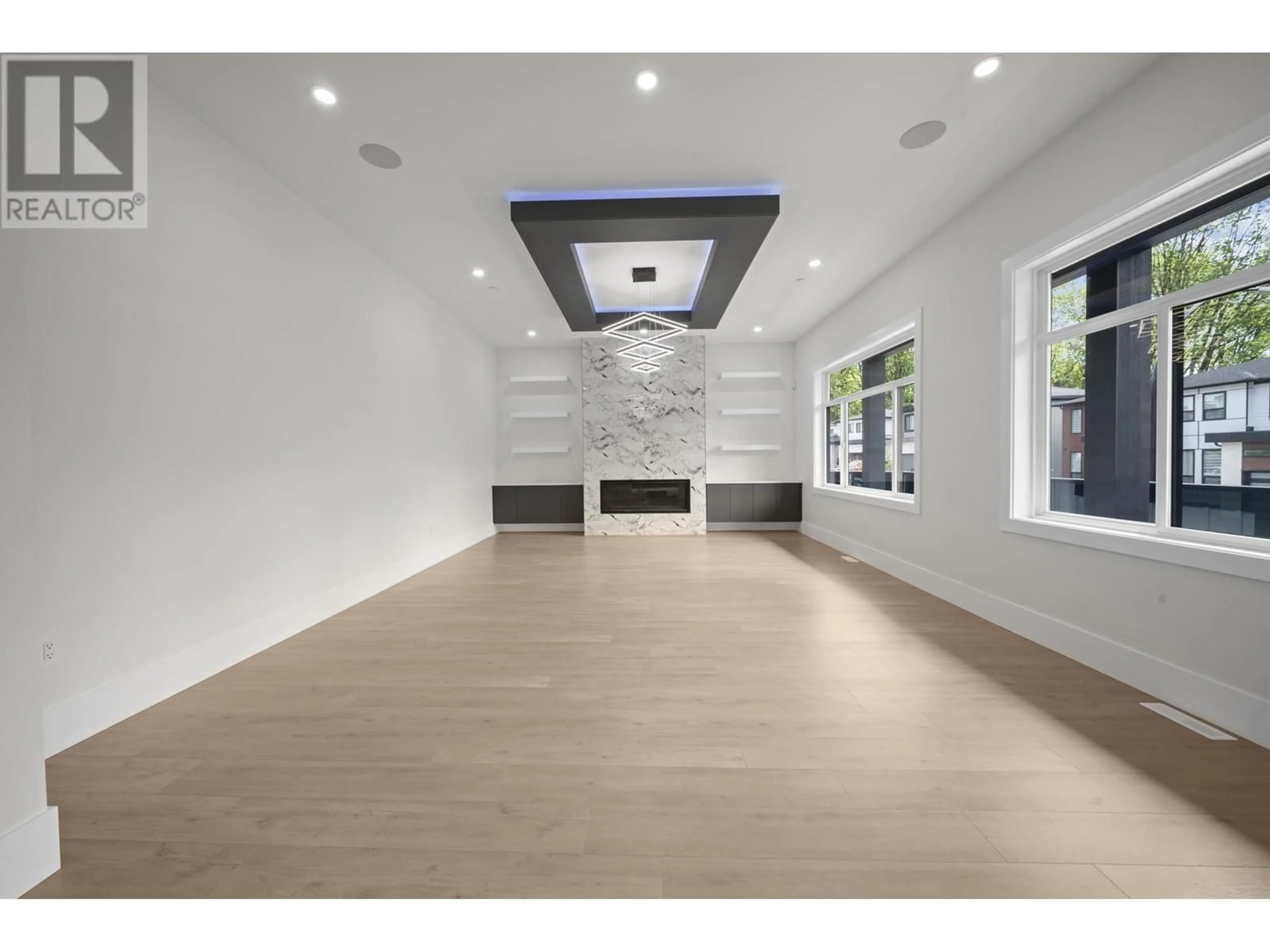 Indoor foyer for 23685 131A AVENUE, Maple Ridge British Columbia V4R0J1