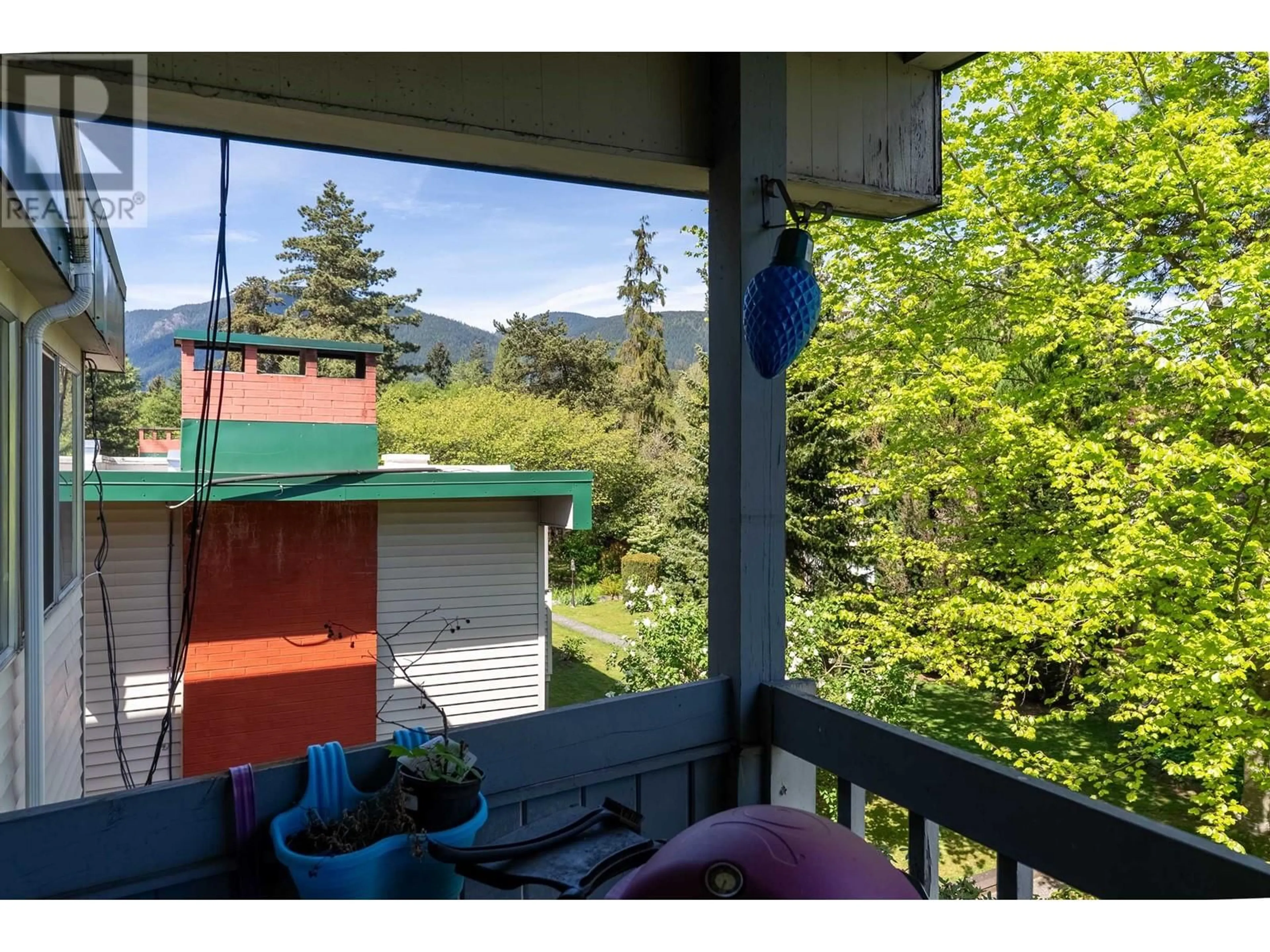 Balcony in the apartment, mountain view for 842 WESTVIEW CRESCENT, North Vancouver British Columbia V7N3Y1