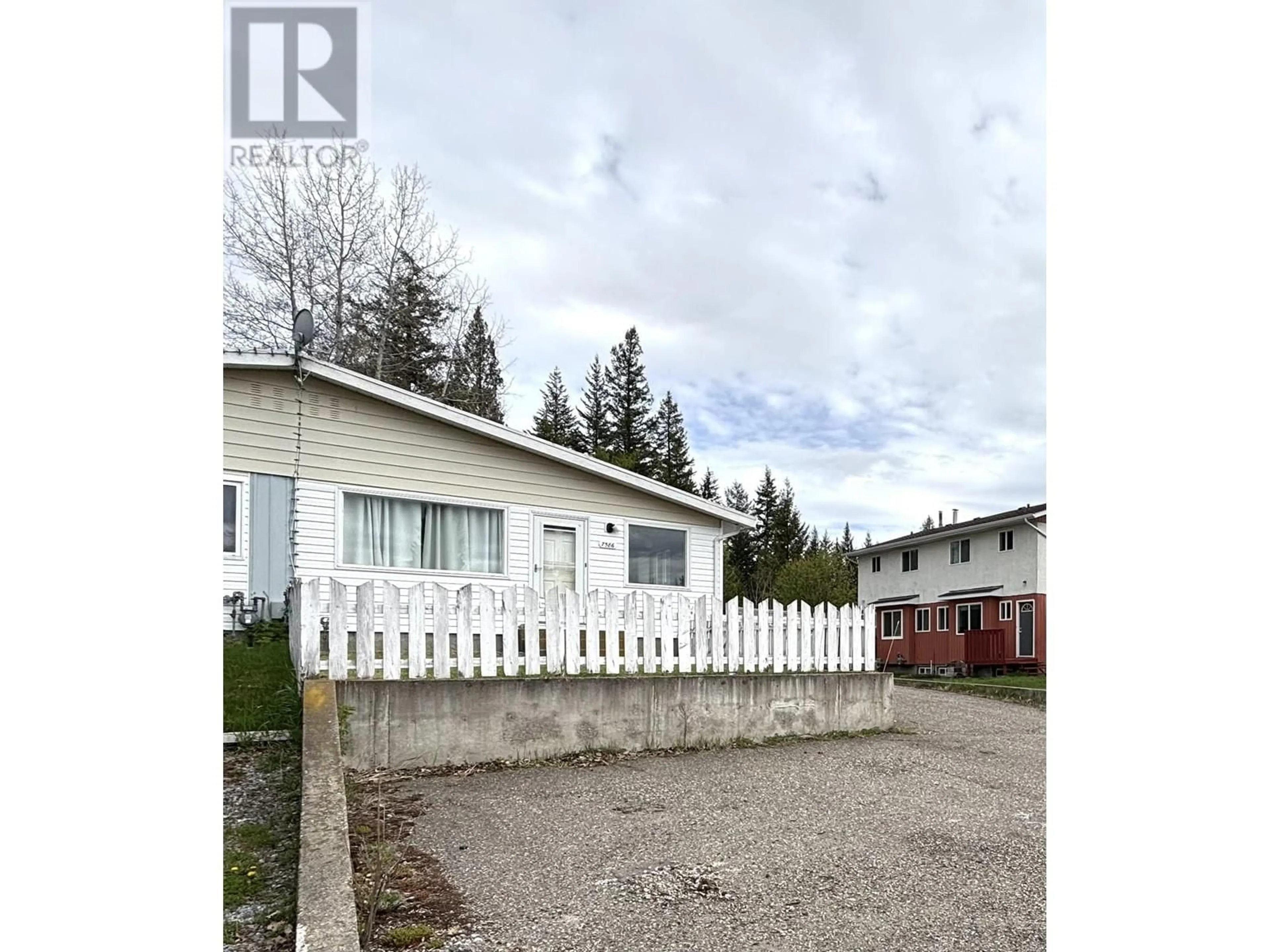 Unknown for 7586 LOYOLA PLACE, Prince George British Columbia V2N3J4