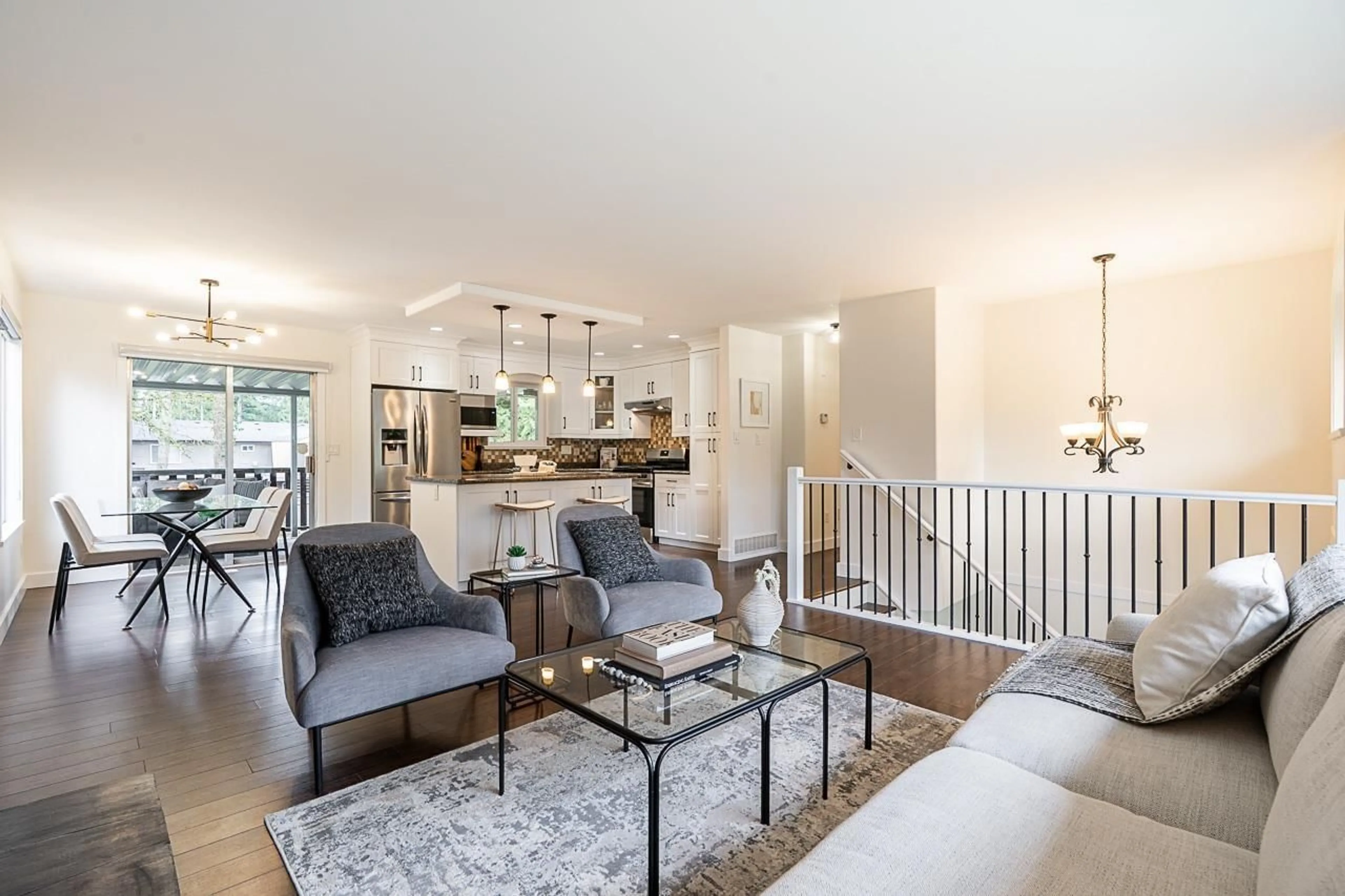 Open concept kitchen, unknown for 4169 205A, Langley British Columbia V3A2A4