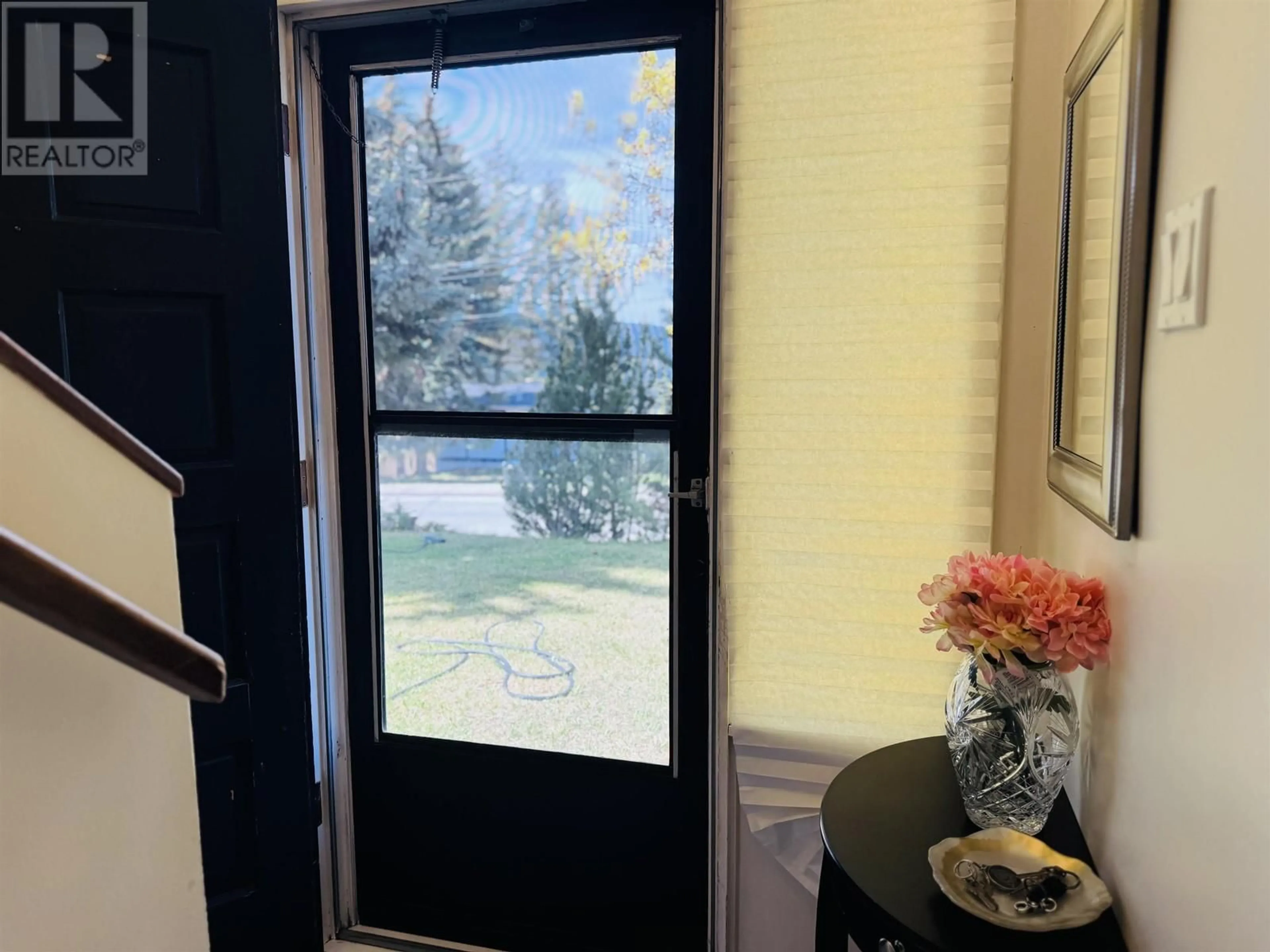 Indoor entryway for 1520 TWELFTH AVENUE, Williams Lake British Columbia V2G3X4