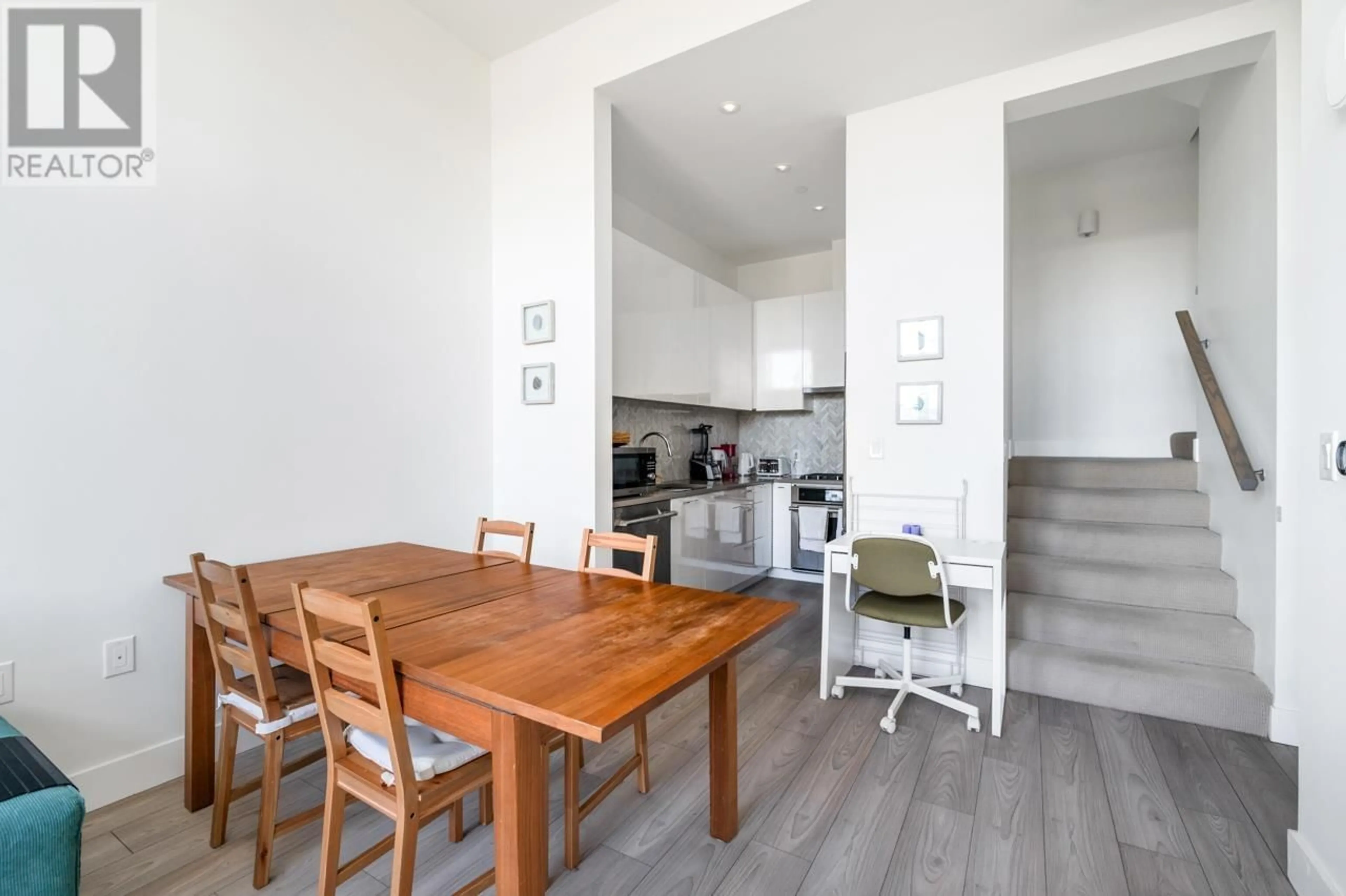 Unknown for 3559 KENT AVENUE NORTH, Vancouver British Columbia V5S0H6