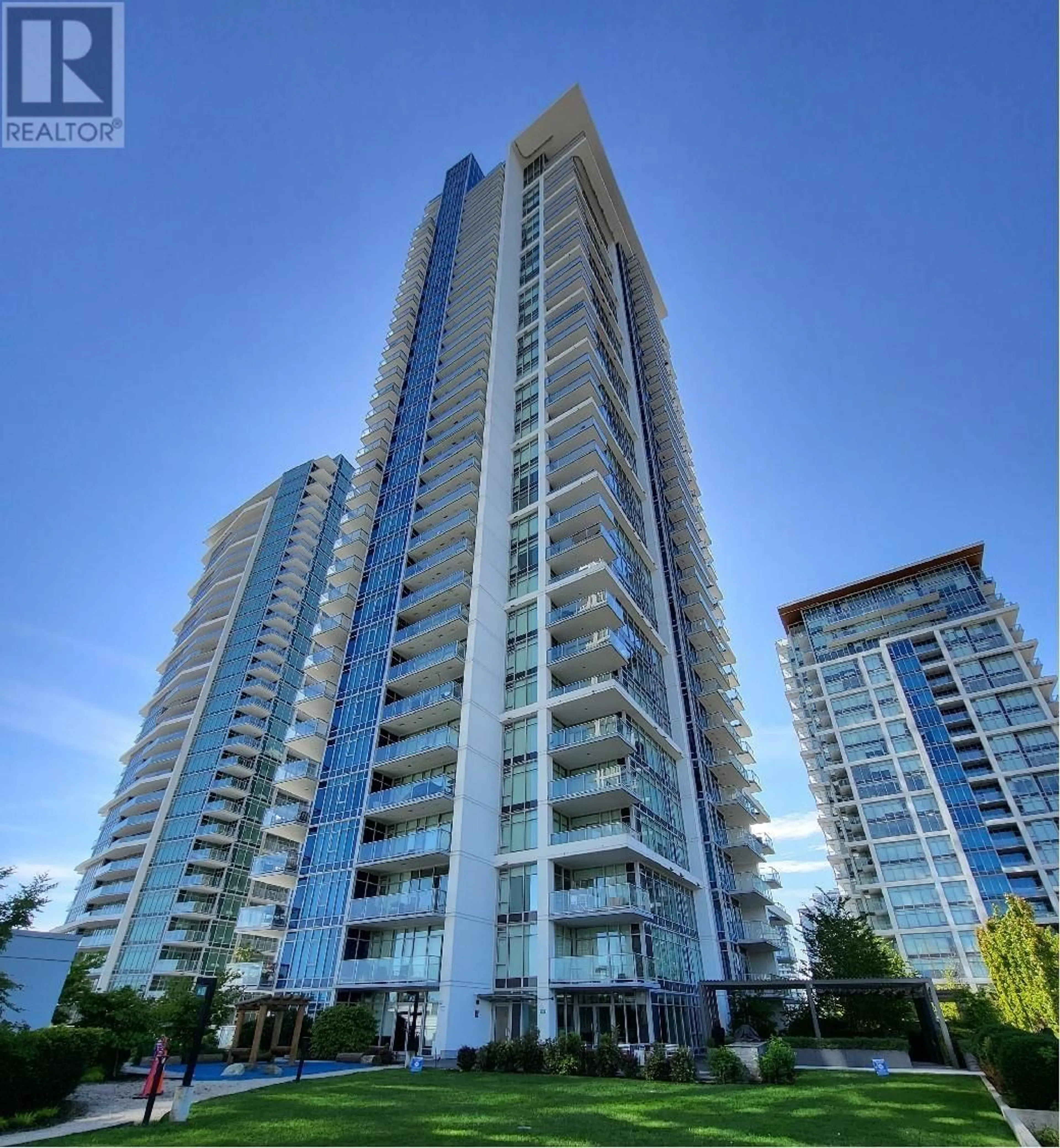 A pic from outside/outdoor area/front of a property/back of a property/a pic from drone, unknown for 2105 - 2311 BETA AVENUE, Burnaby British Columbia V5C0M1
