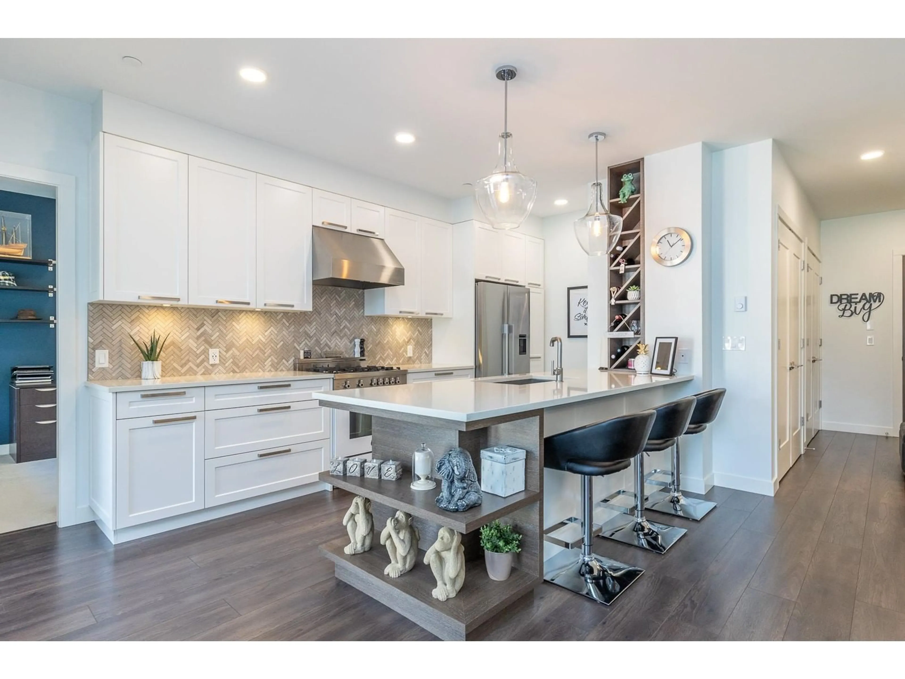 Contemporary kitchen, unknown for 204 - 33540 MAYFAIR, Abbotsford British Columbia V2S0J3