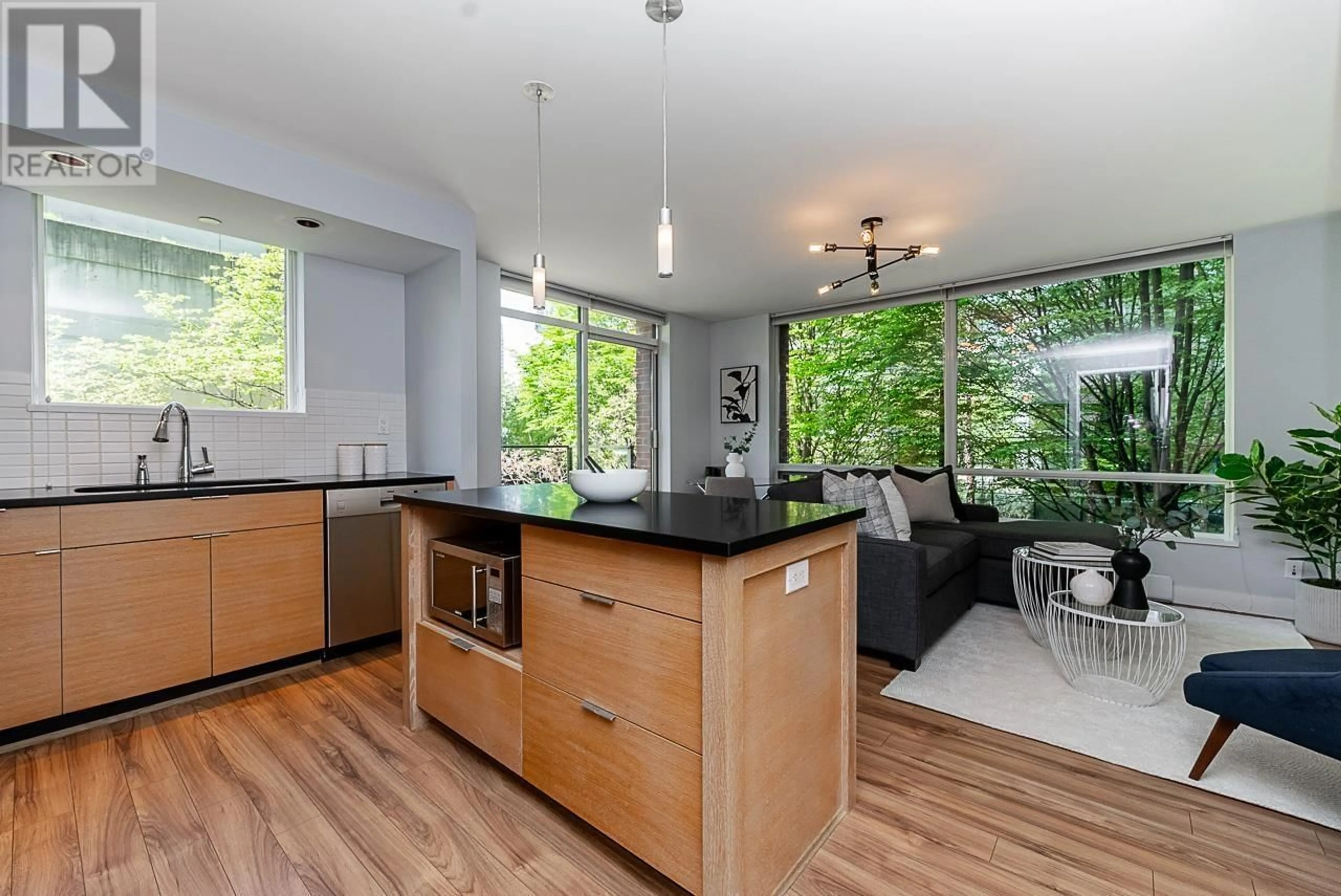 Open concept kitchen, wood/laminate floor for 302 - 1055 HOMER STREET, Vancouver British Columbia V6B1G3