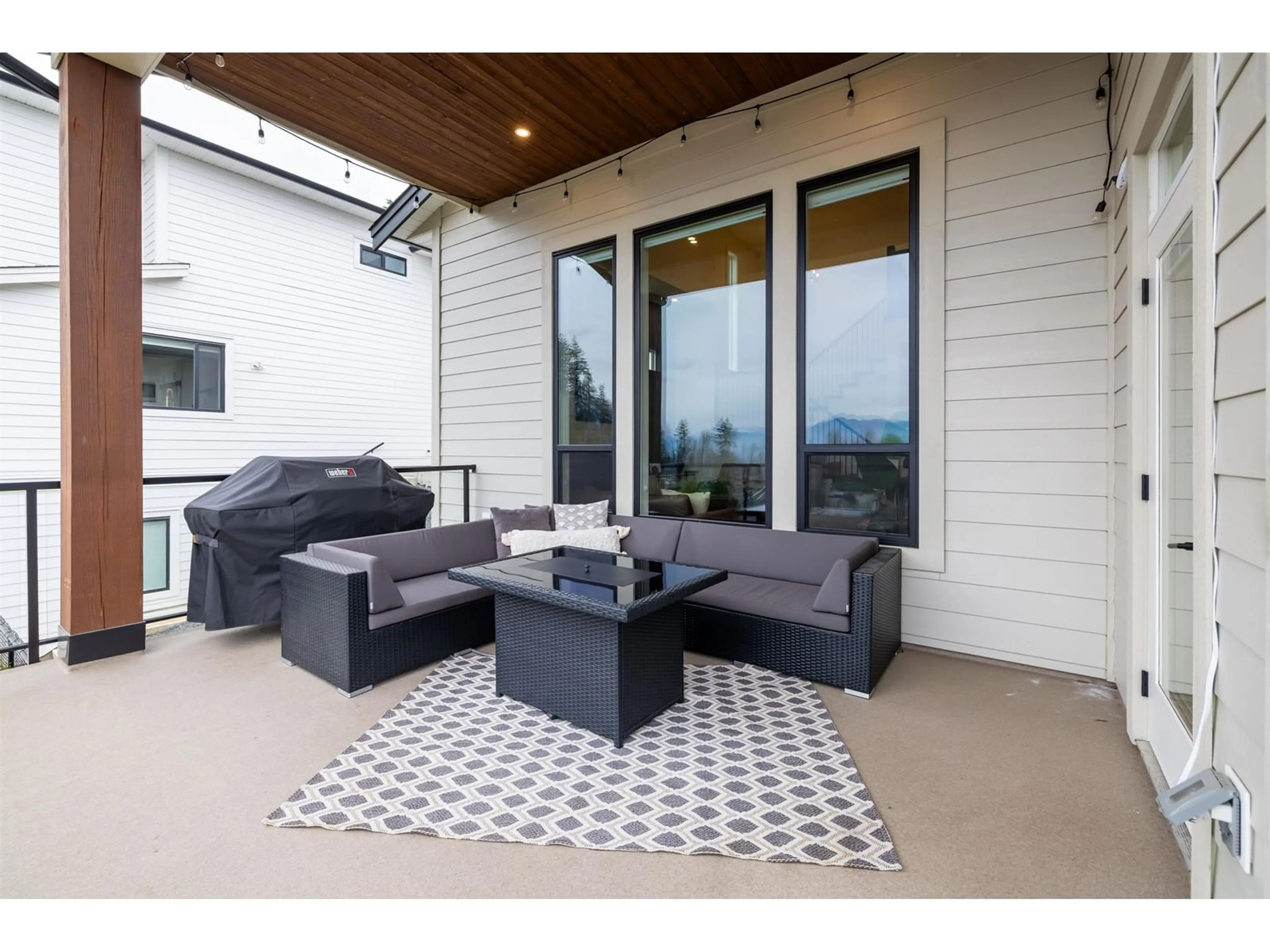 Patio, mountain view for 51185 CHARLOTTE PLACE, Chilliwack British Columbia V4Z0E5
