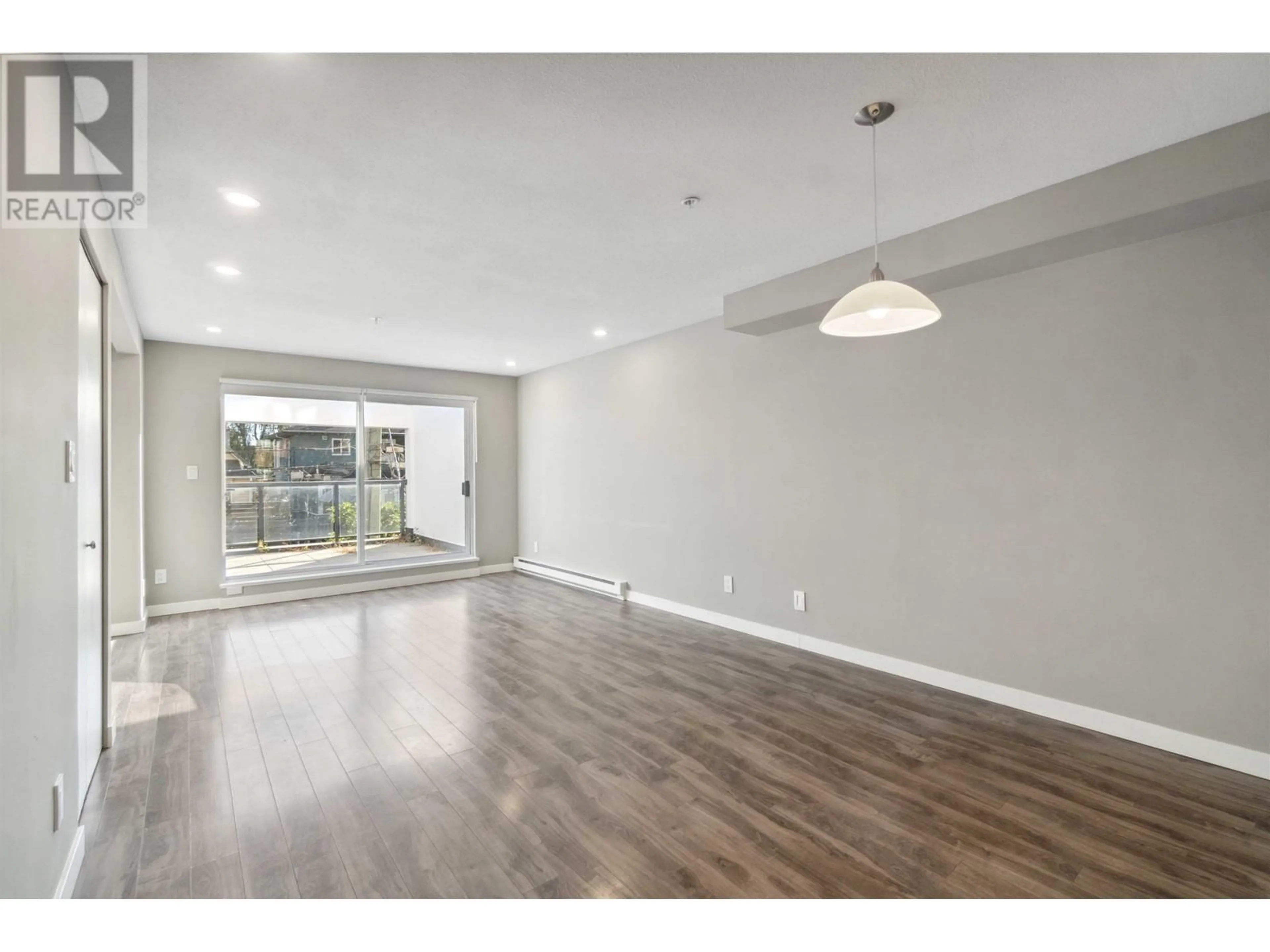 A pic of a room for 12 - 2880 4TH AVENUE, Vancouver British Columbia V6K1R2