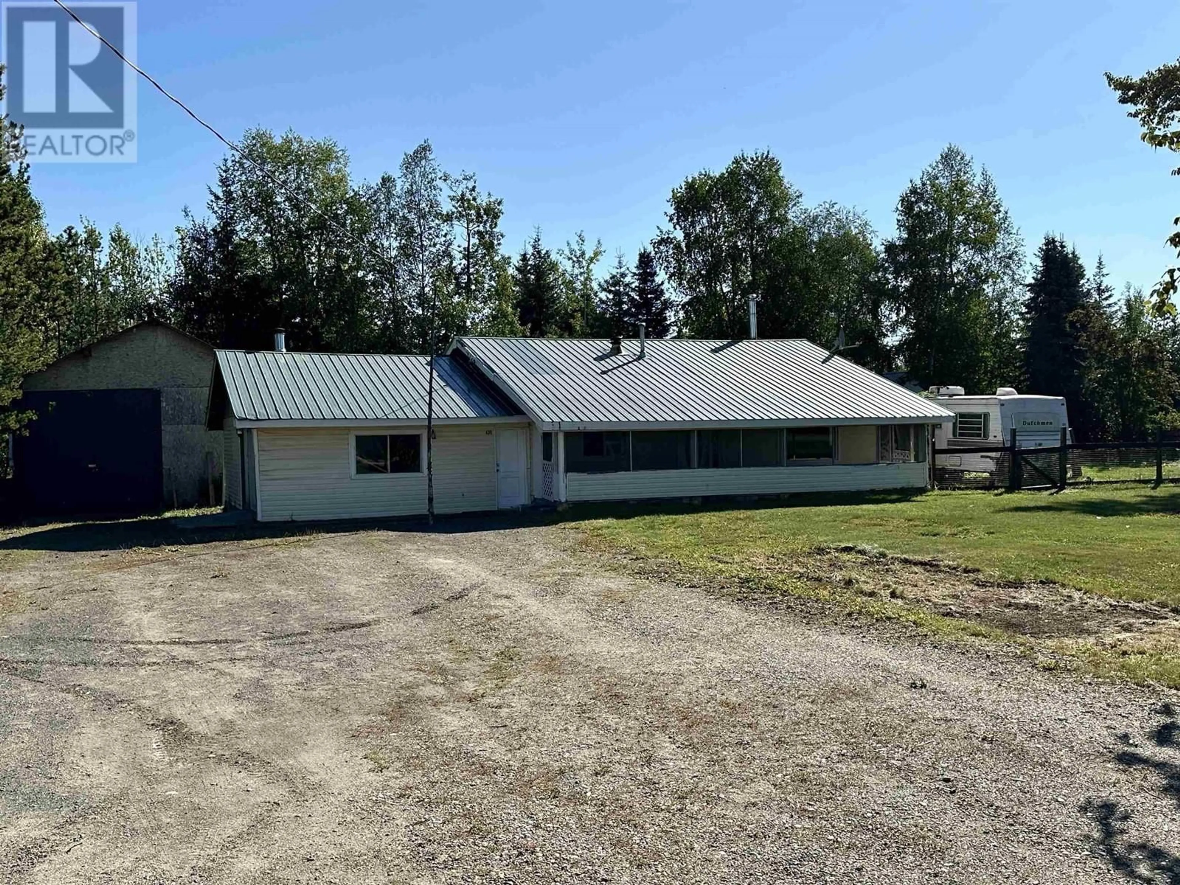 A pic from outside/outdoor area/front of a property/back of a property/a pic from drone, building for 430 POLAR STREET, Bear Lake British Columbia V0C3G0