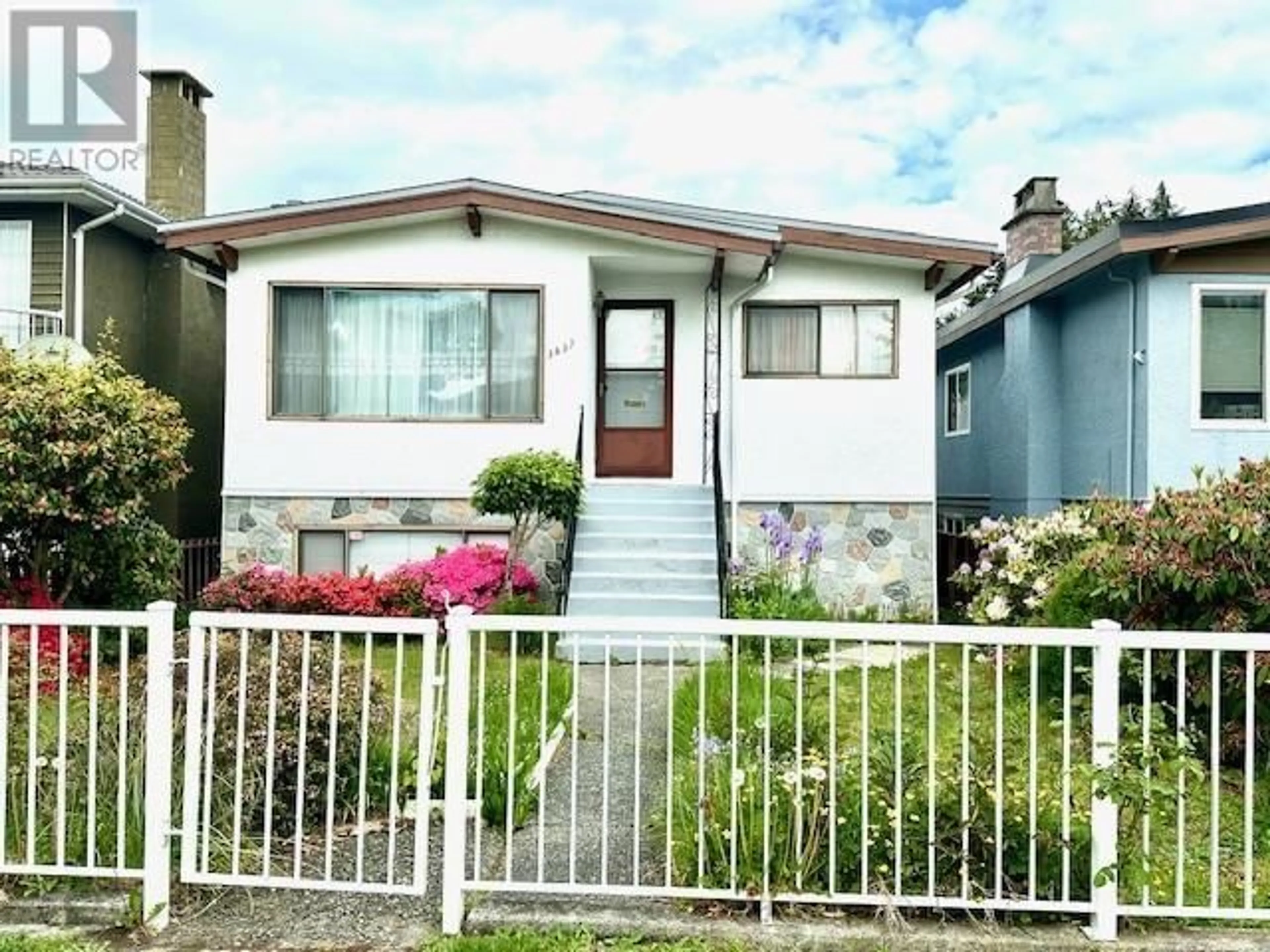 Home with vinyl exterior material, street for 3437 45TH AVENUE, Vancouver British Columbia V5R3E9
