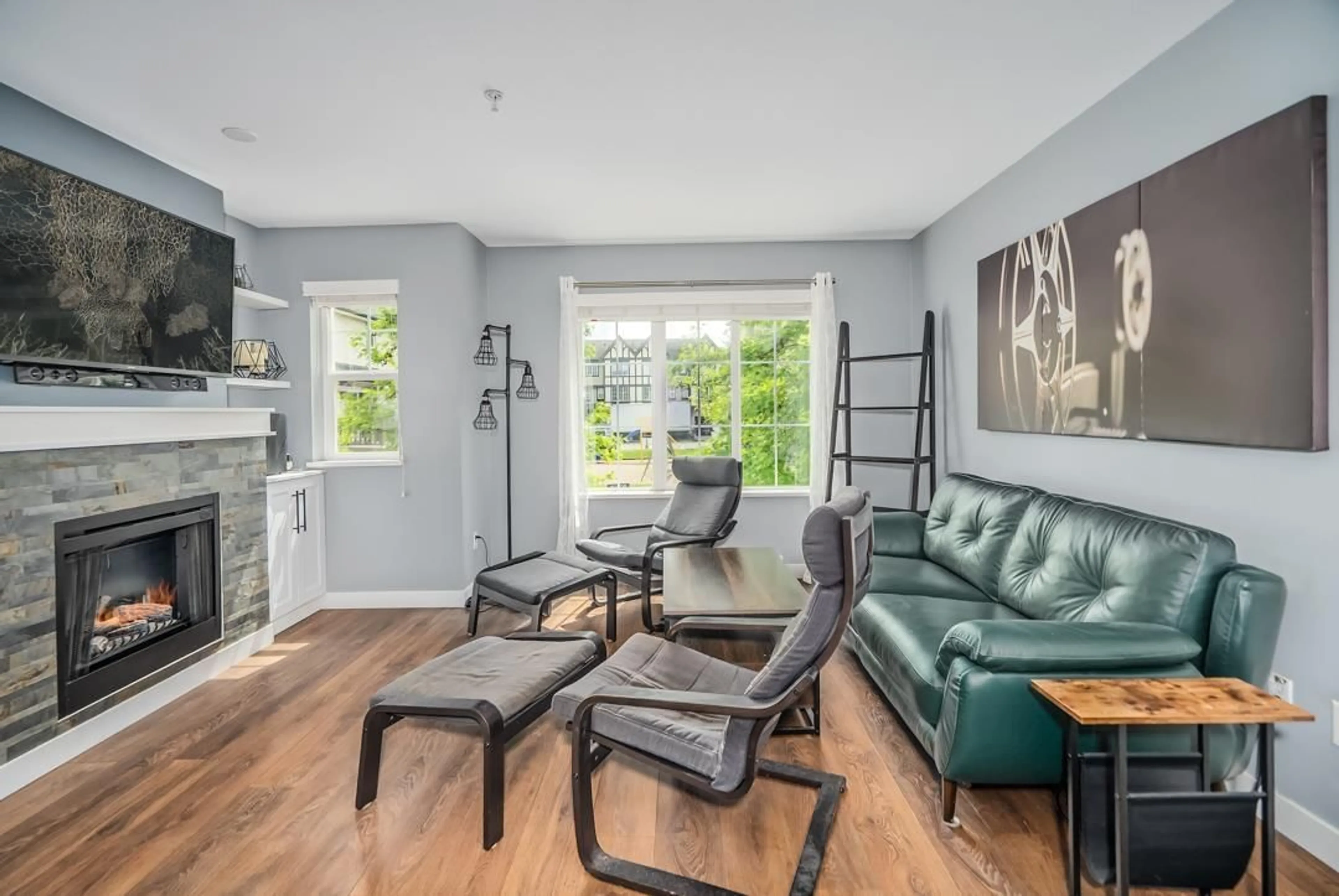 Living room with furniture, unknown for 151 - 20875 80, Langley British Columbia V2Y0B2