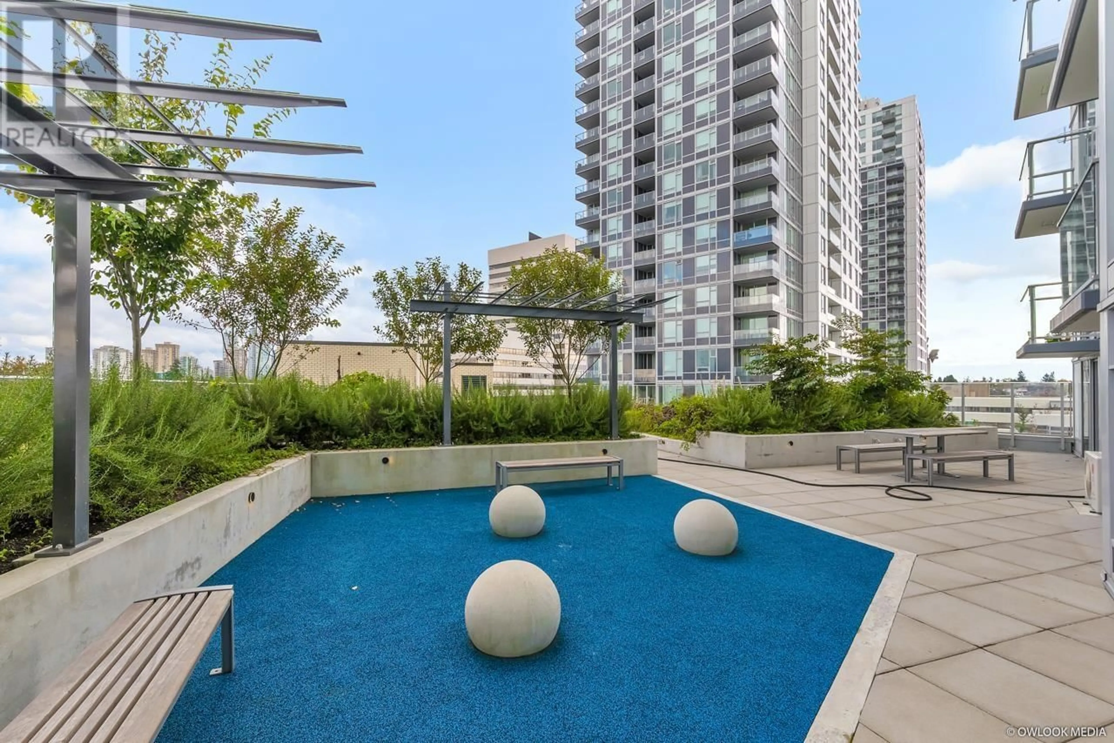 Pool for 709 - 5470 ORMIDALE STREET, Vancouver British Columbia V5R0G6