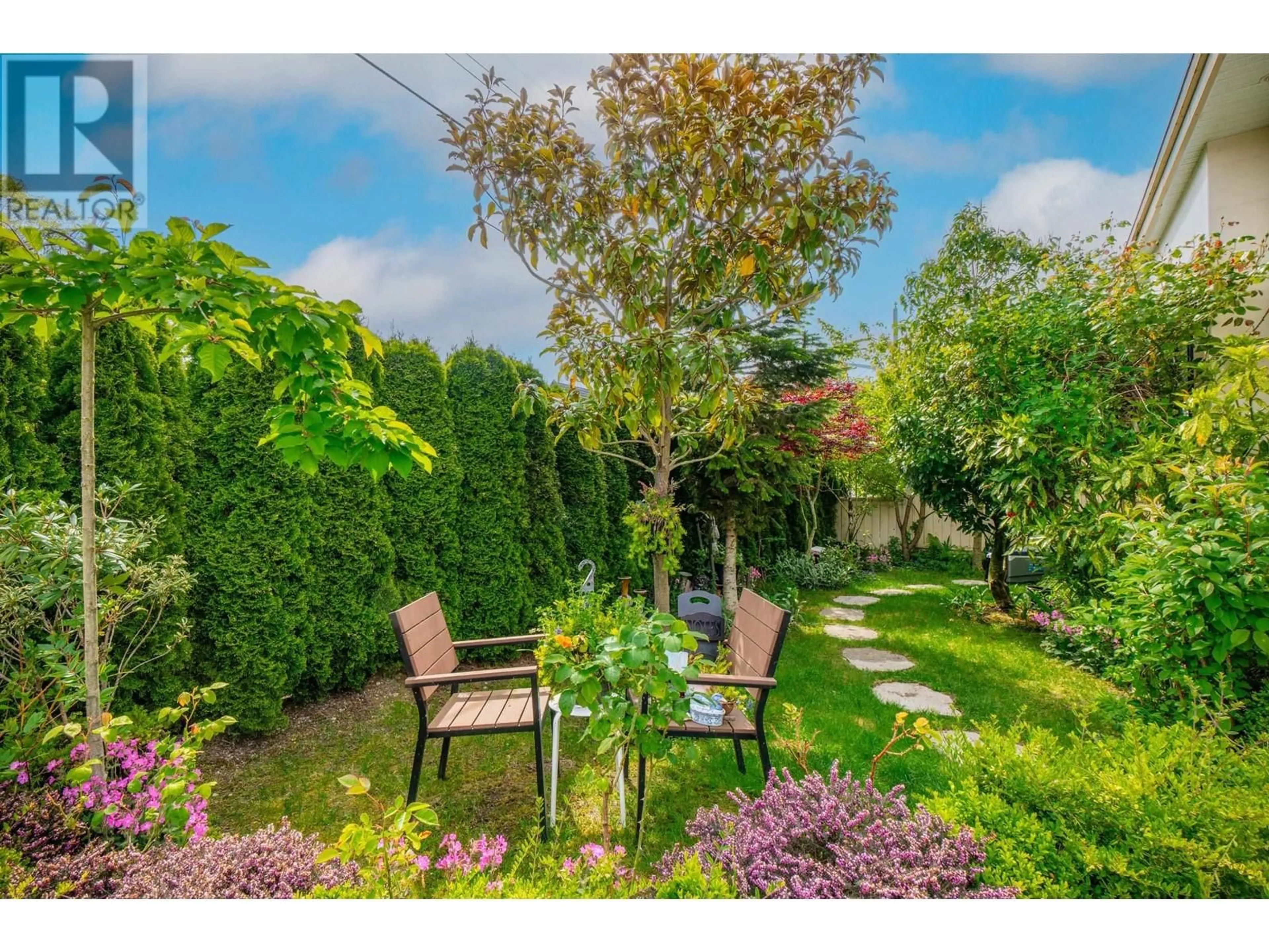 Patio, street for 9191 OAKMOND ROAD, Richmond British Columbia V7E1L7