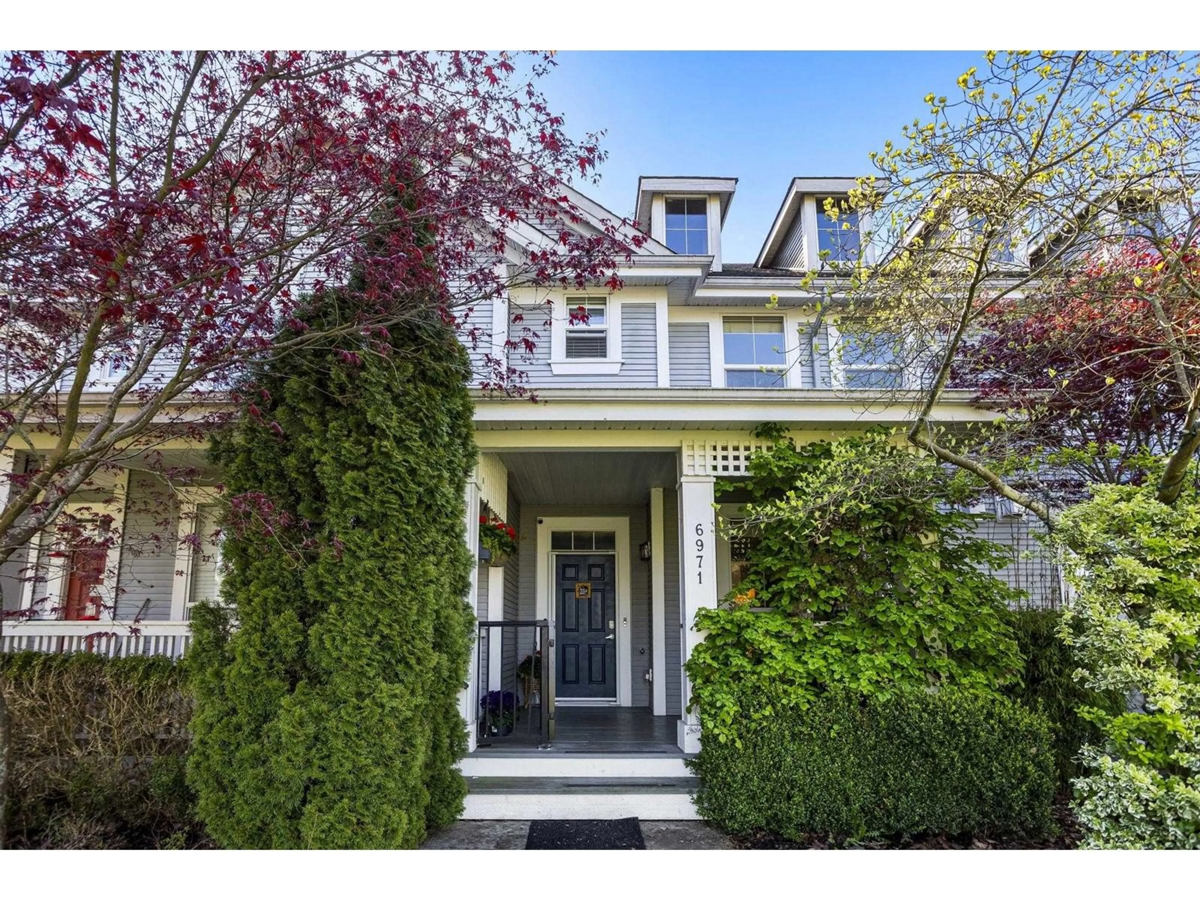 Home with vinyl exterior material, street for 6971 181, Surrey British Columbia V3S6X3