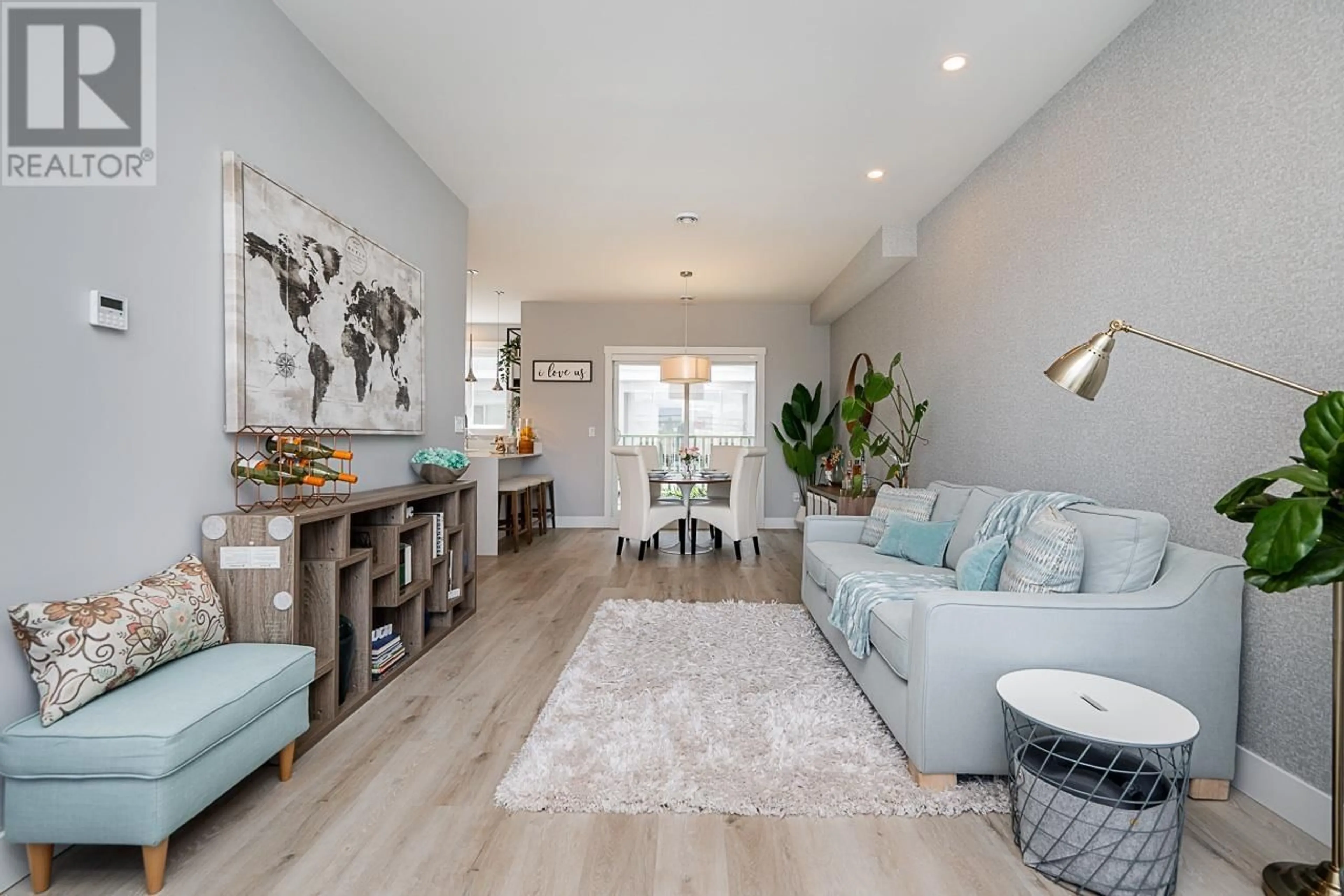 Living room with furniture, unknown for 10 - 6017 NO 4 ROAD, Richmond British Columbia V6Y0M1