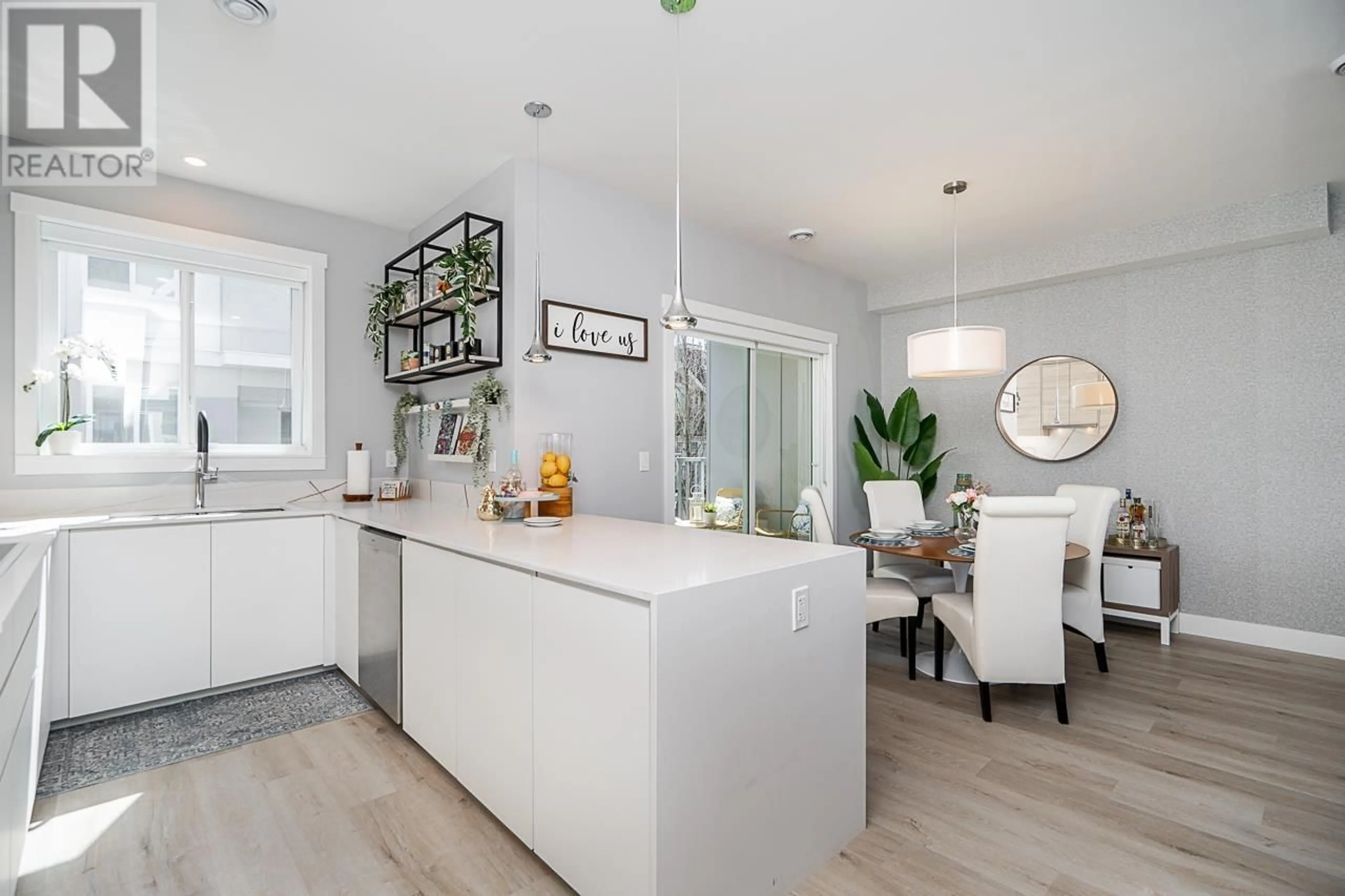 Open concept kitchen, unknown for 10 - 6017 NO 4 ROAD, Richmond British Columbia V6Y0M1