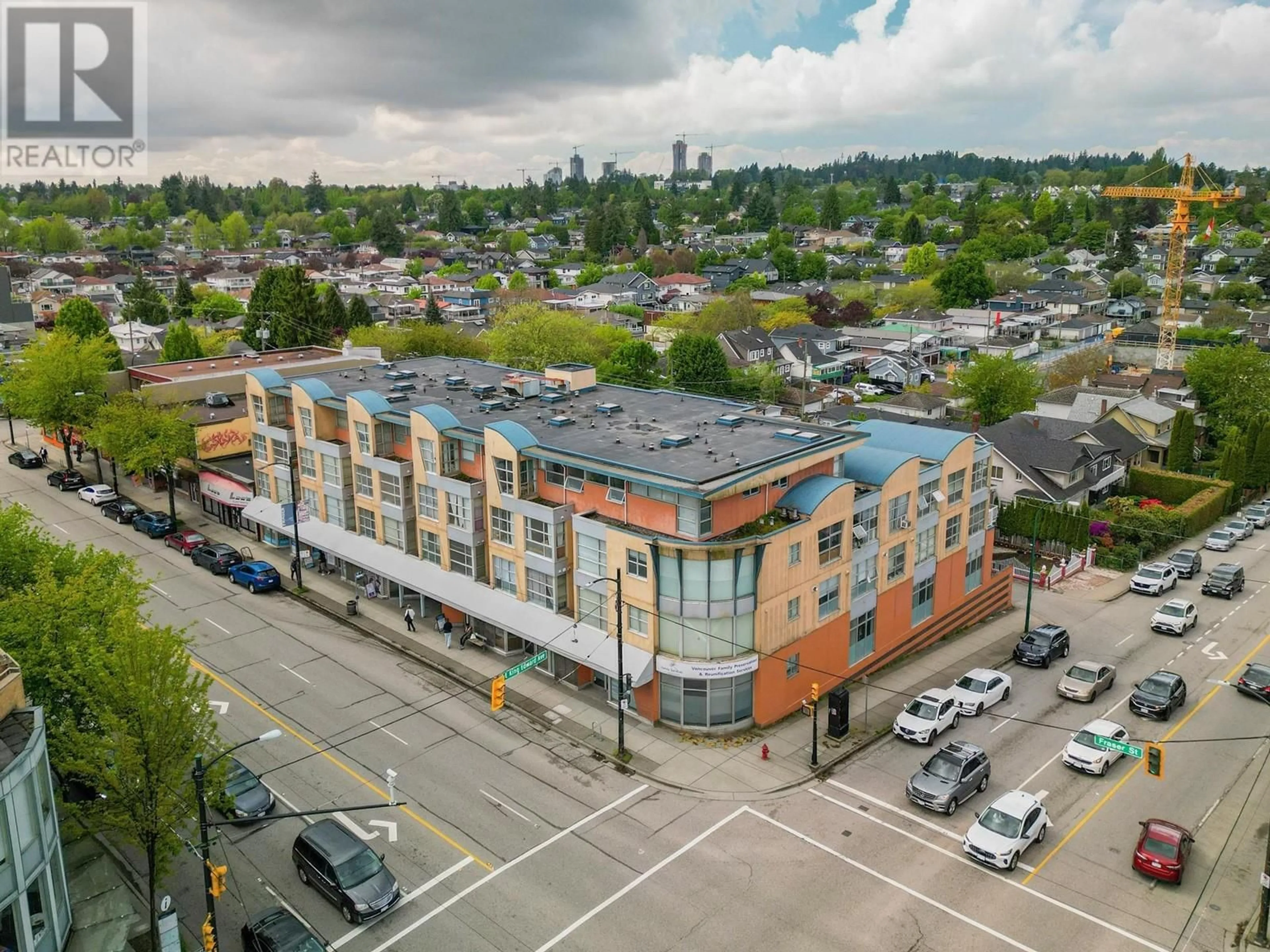 A pic from outside/outdoor area/front of a property/back of a property/a pic from drone, unknown for 316 - 4113 FRASER STREET, Vancouver British Columbia V5V4E9