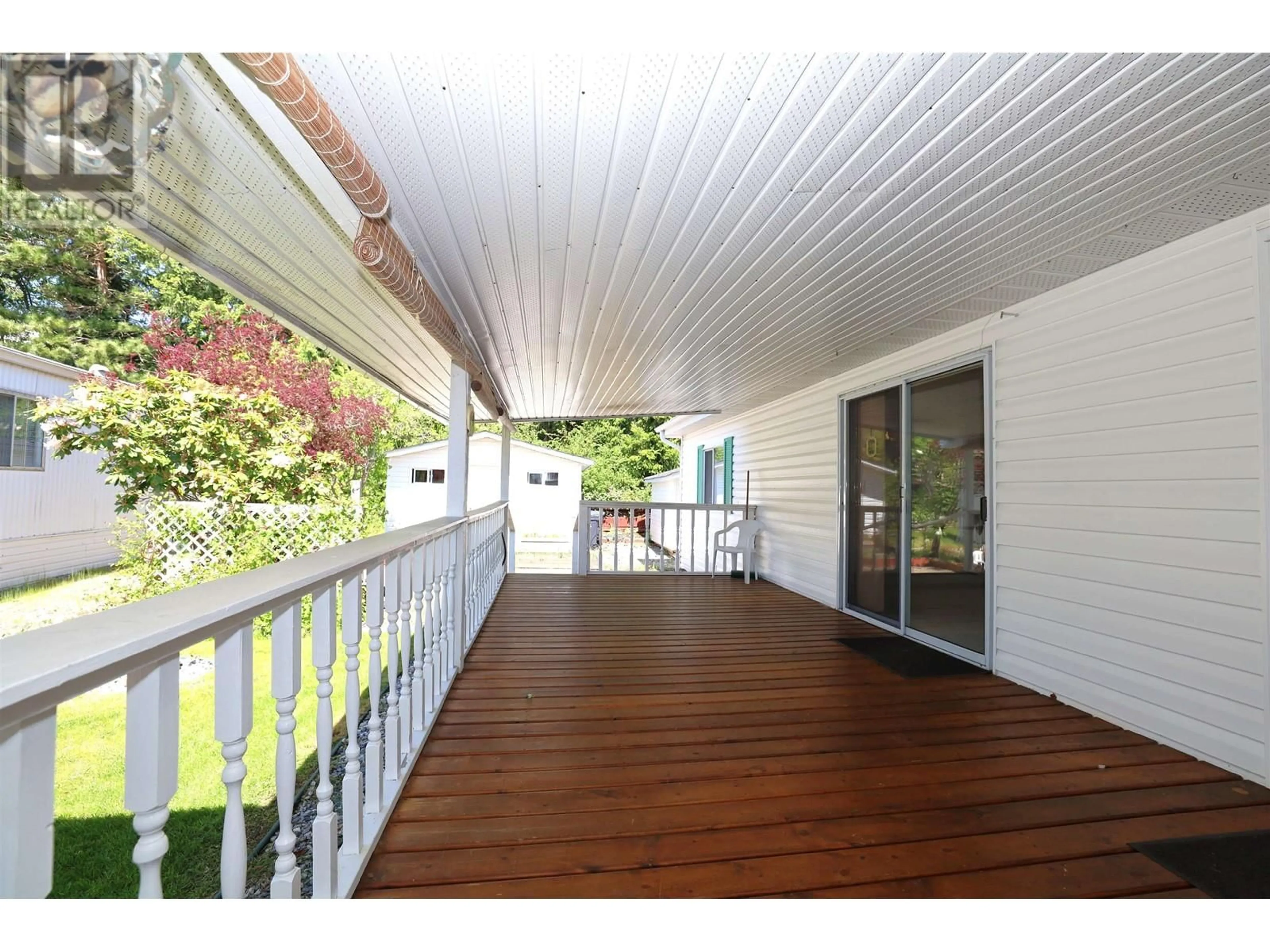 Patio, street for 33 - 4116 BROWNING ROAD, Sechelt British Columbia V7Z0A3