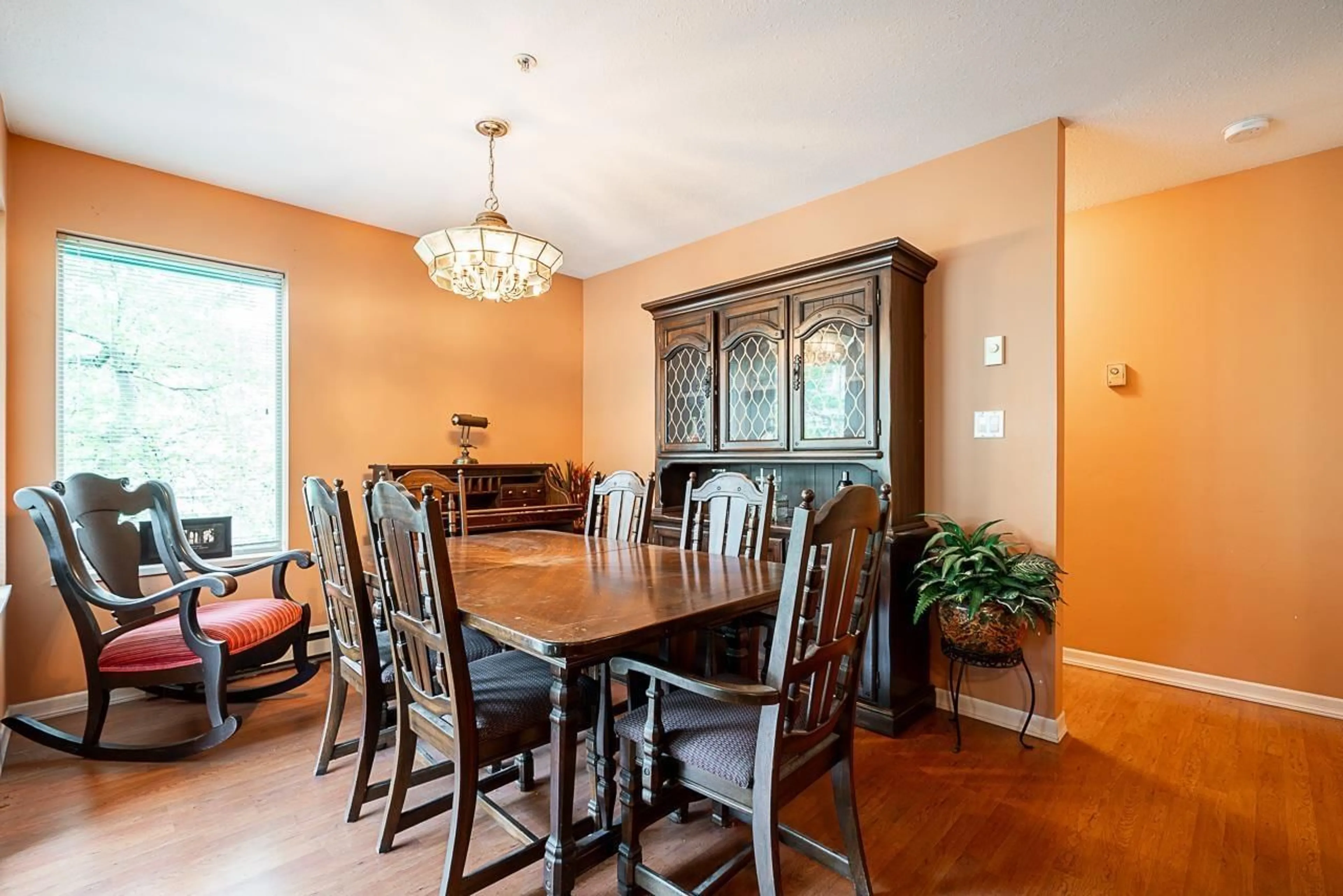Dining room, wood/laminate floor for 209 - 20140 56, Langley British Columbia V3A3Y4