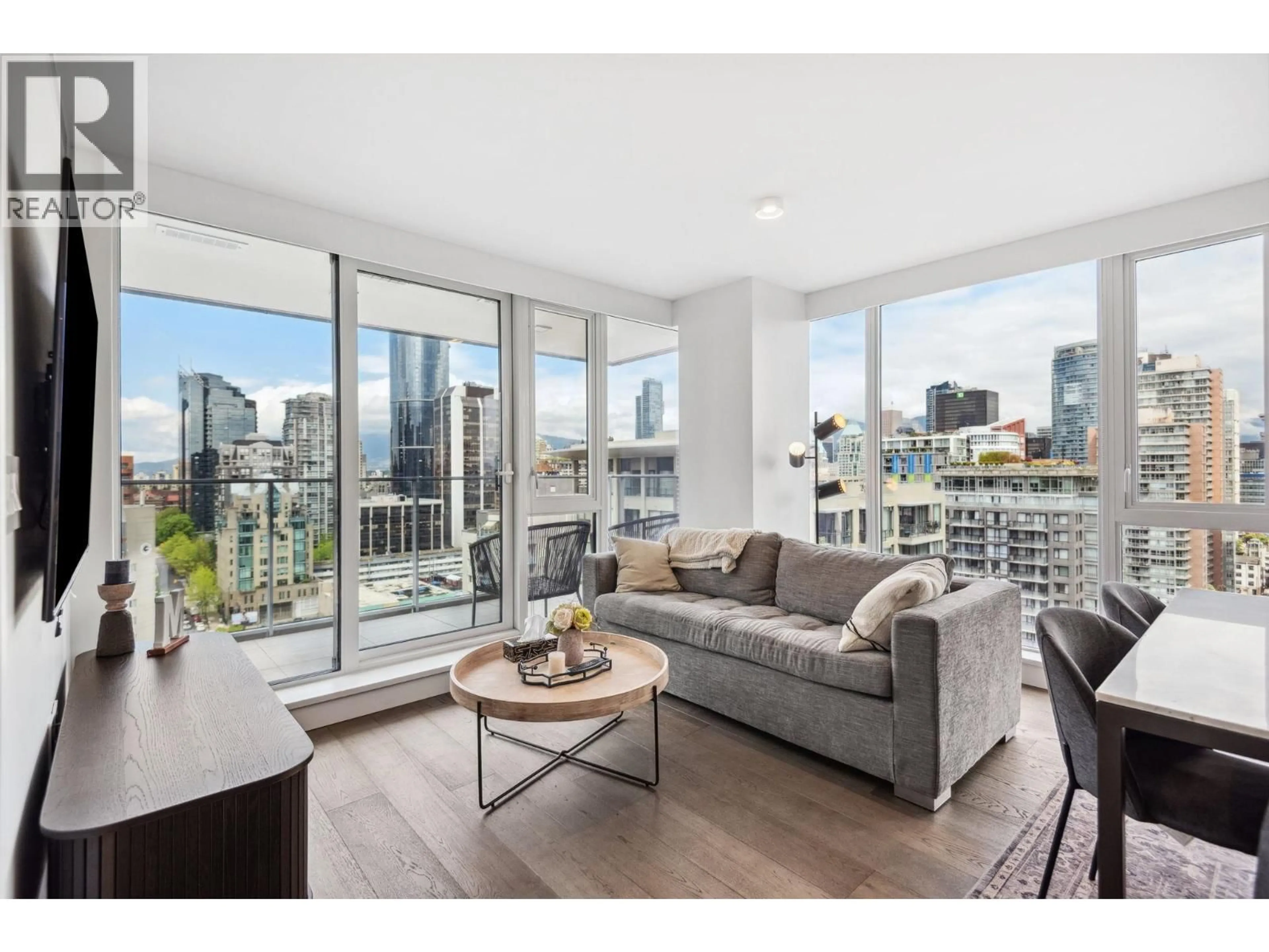 Living room with furniture, unknown for 2002 - 1111 RICHARDS STREET, Vancouver British Columbia V6B0S3