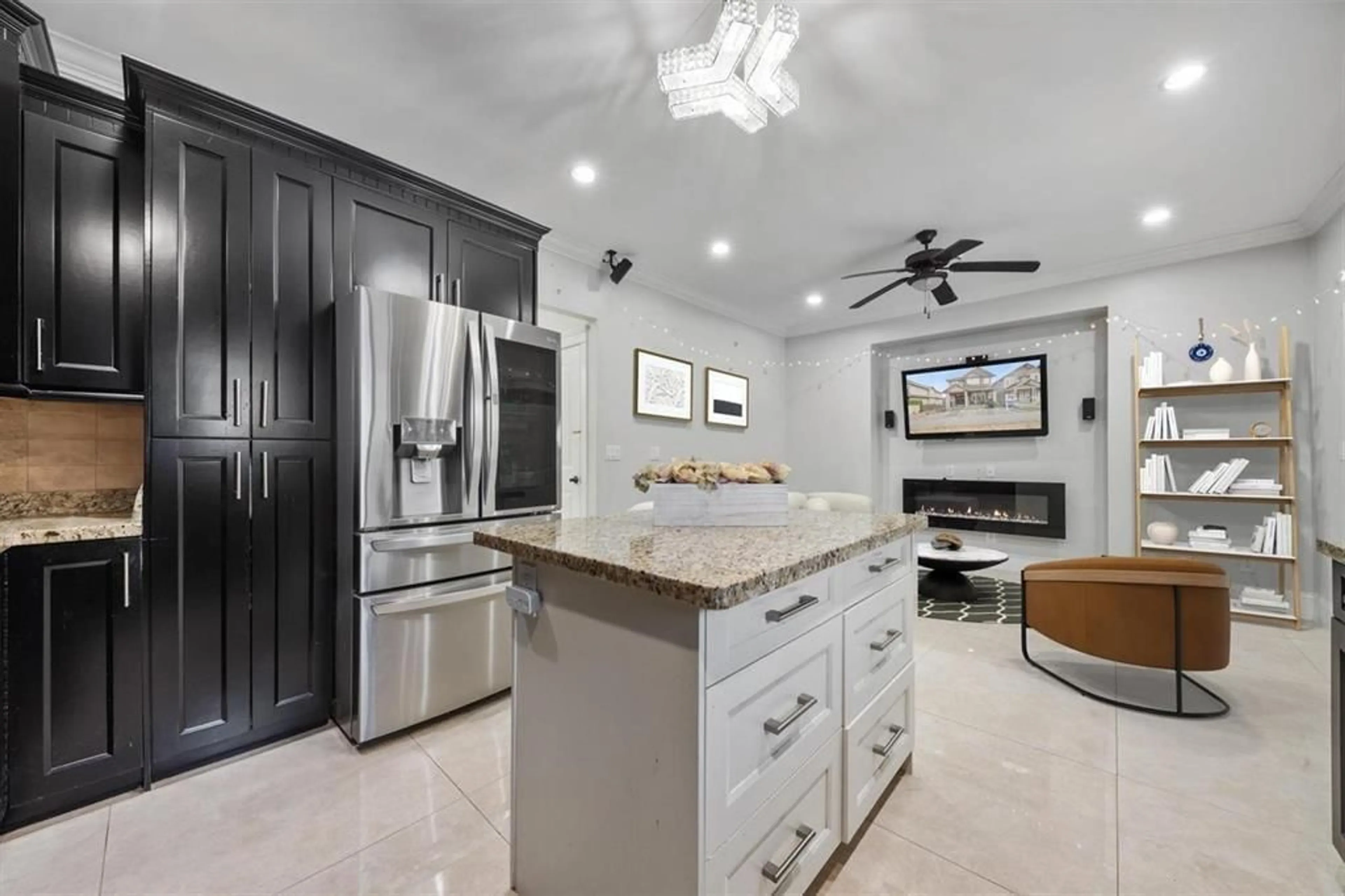 Contemporary kitchen, ceramic/tile floor for 12852 60, Surrey British Columbia V3X0B9