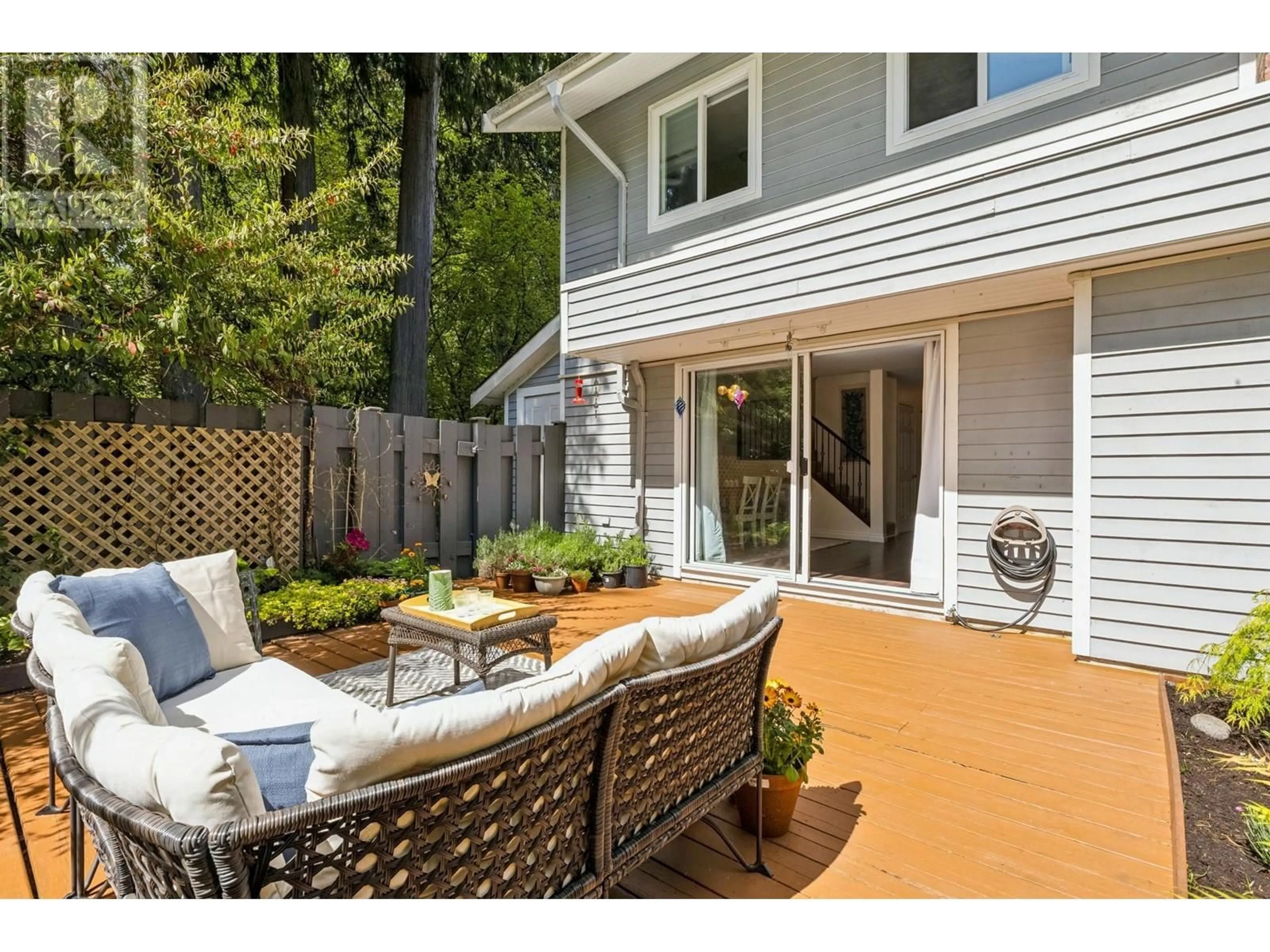 Patio, street for 4611 HOSKINS ROAD, North Vancouver British Columbia V7K2R2
