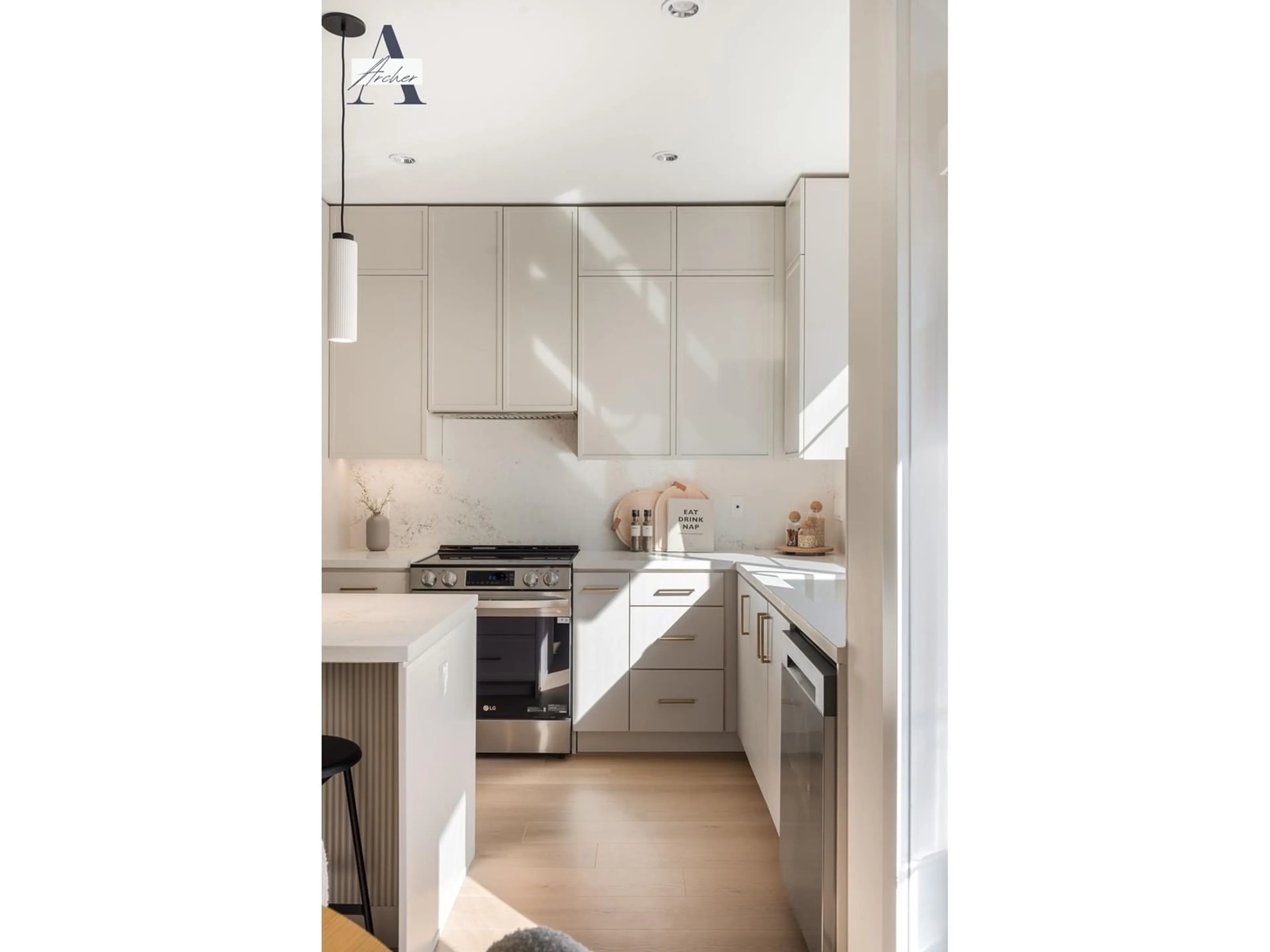 Contemporary kitchen, unknown for 60 - 14285 64, Surrey British Columbia V3W1Z2
