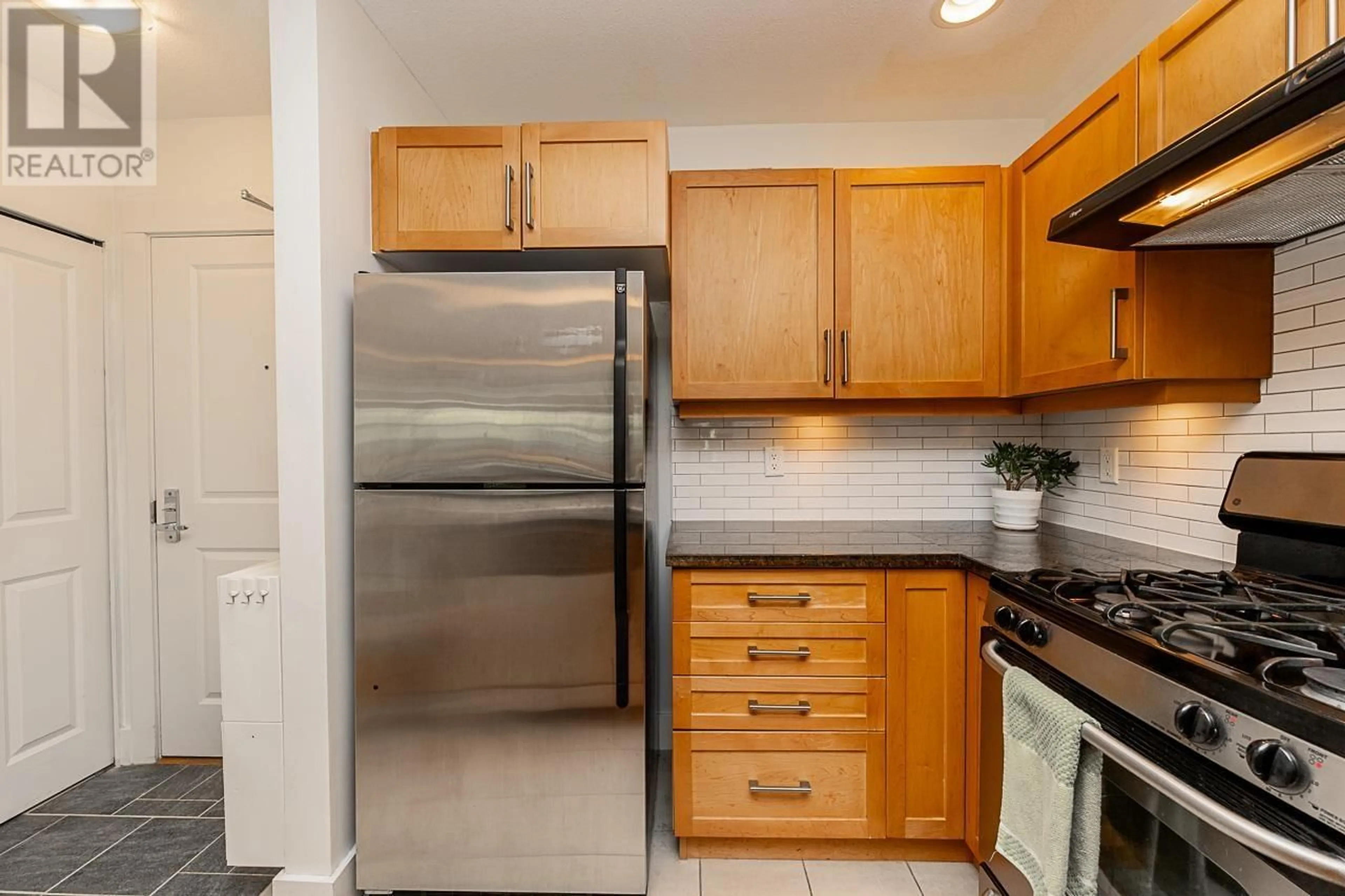 Standard kitchen, unknown for 210 - 6328 LARKIN DRIVE, Vancouver British Columbia V6T2K2