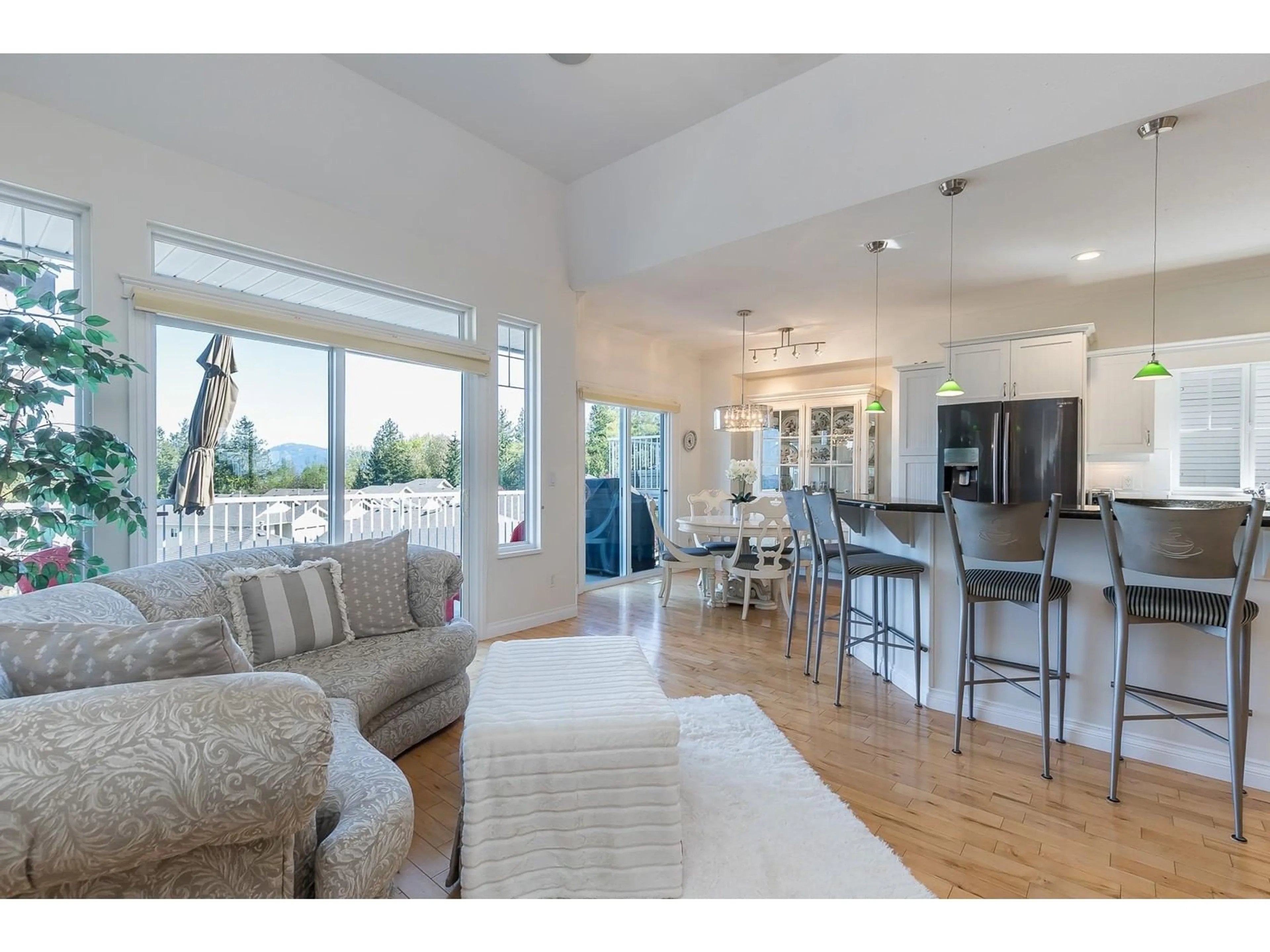 Open concept kitchen, unknown for 52 - 5700 JINKERSON ROAD, Chilliwack British Columbia V2R5N6