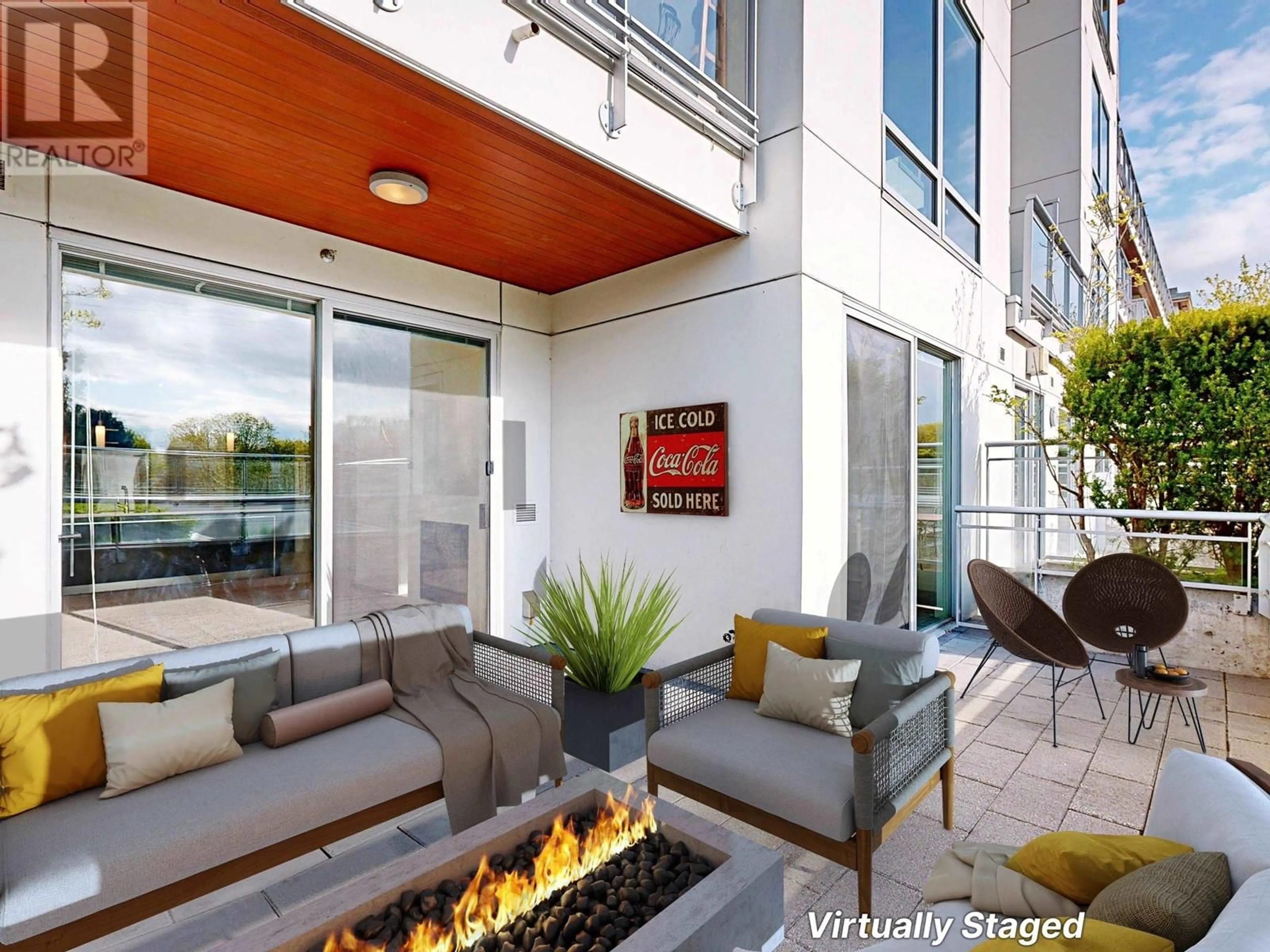 Patio, water/lake/river/ocean view for 201 - 3333 MAIN STREET, Vancouver British Columbia V5V3M8