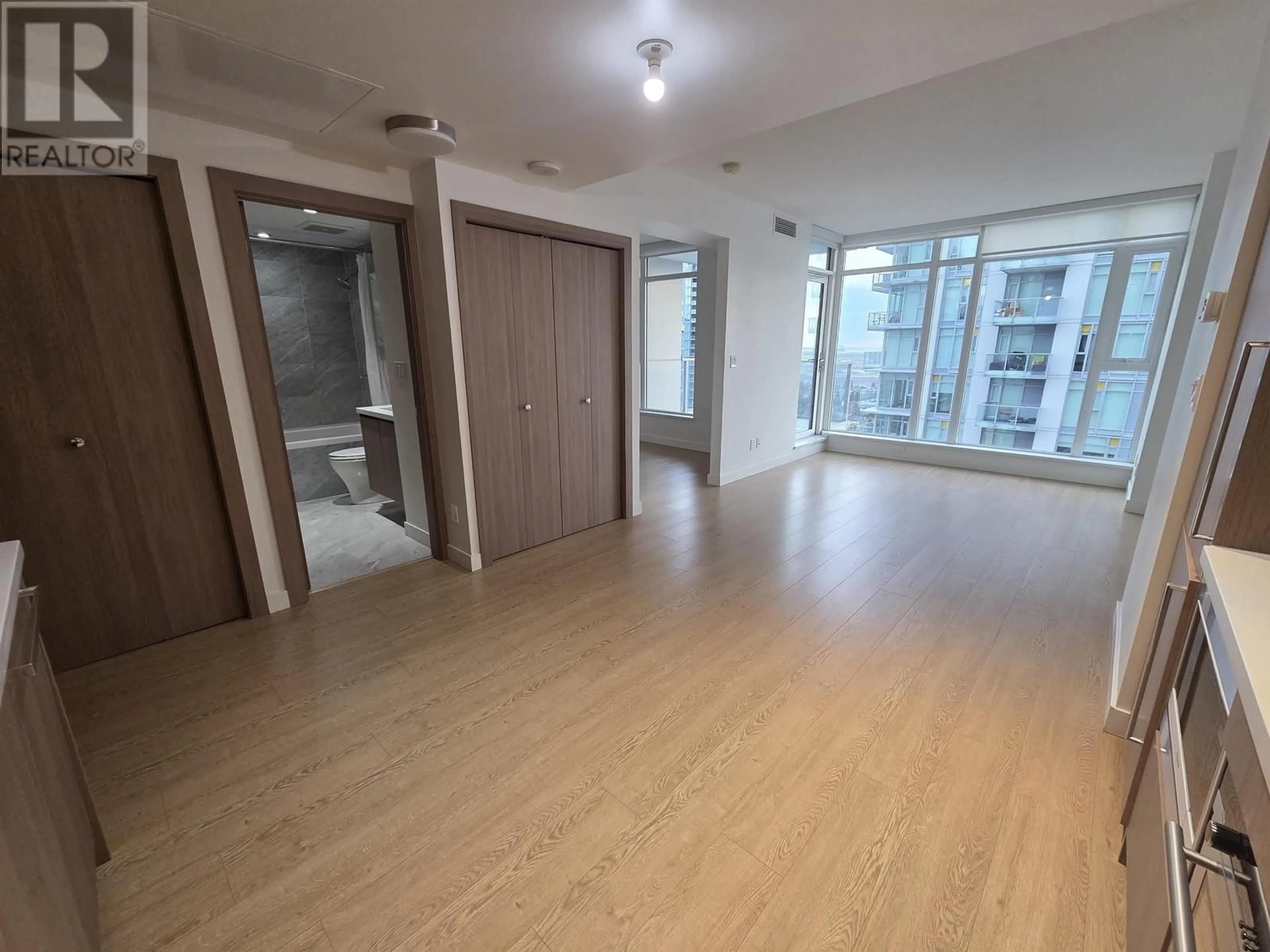 A pic of a room for 3302 - 6538 NELSON AVENUE, Burnaby British Columbia V5H0G5