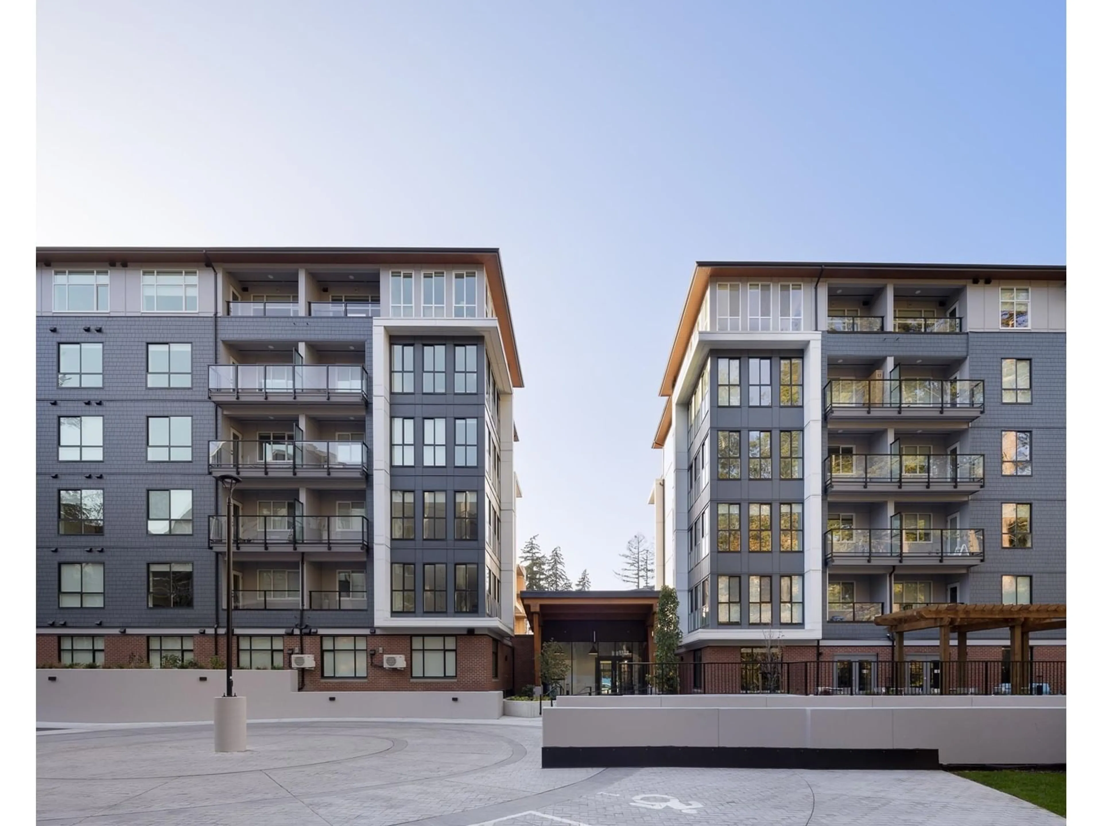 Patio, building for 407 - 3465 146A, Surrey British Columbia V0V0V0