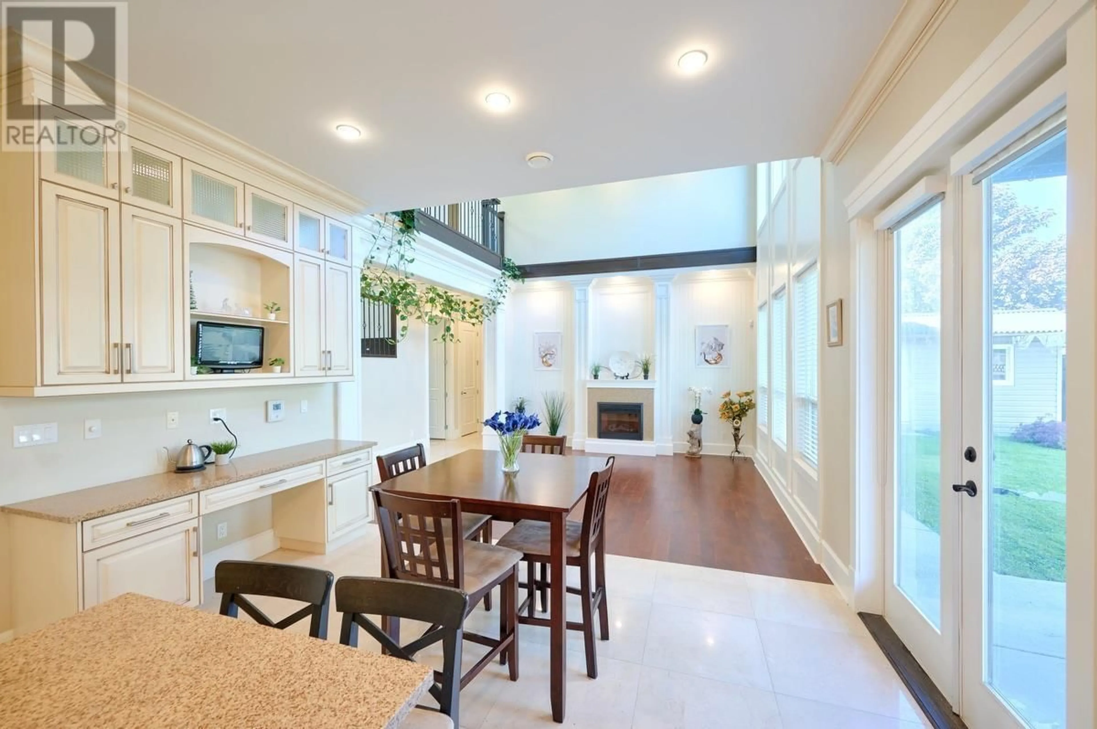 Open concept kitchen, ceramic/tile floor for 9511 KIRKMOND CRESCENT, Richmond British Columbia V7E1M7