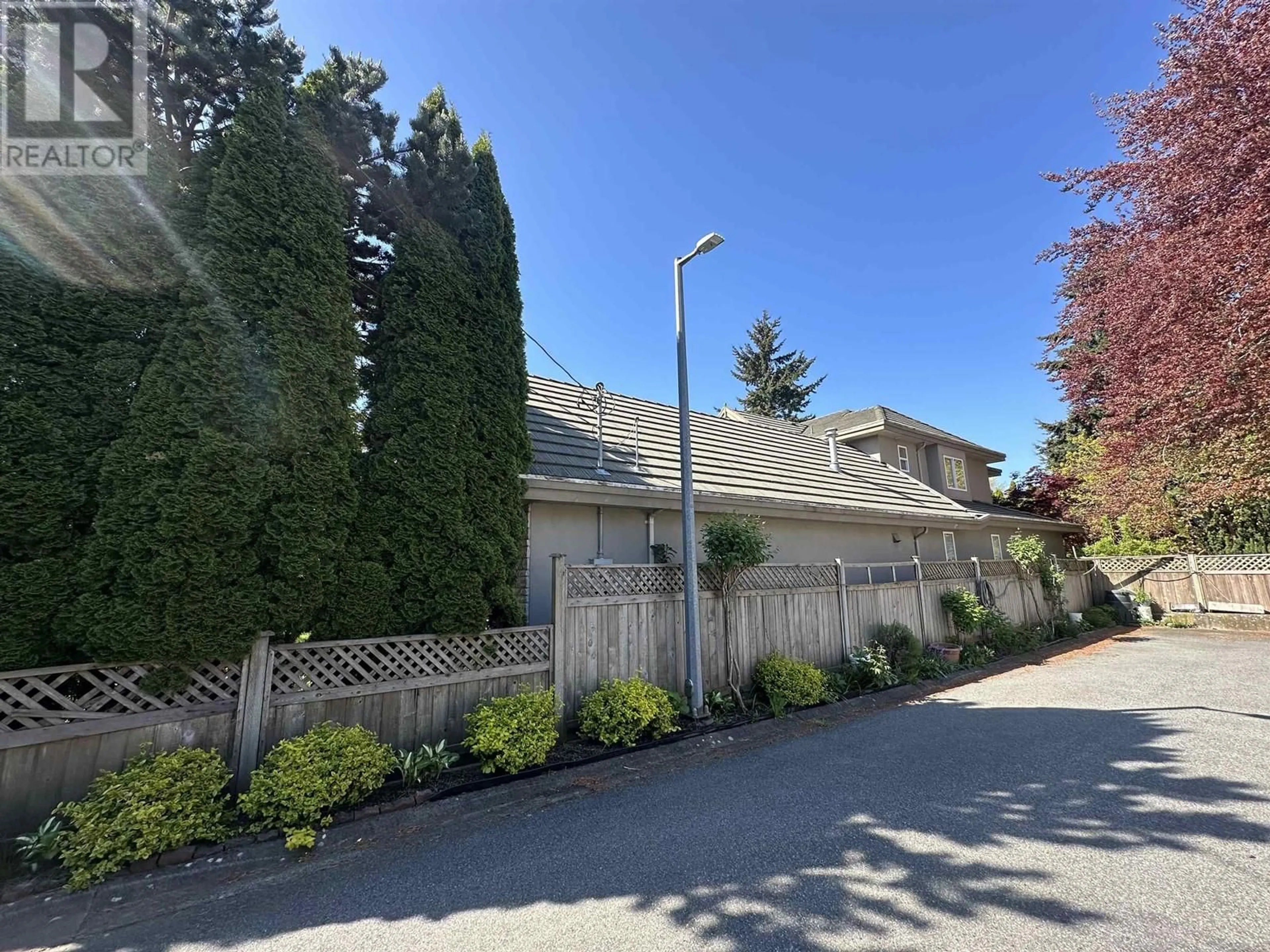 A pic from outside/outdoor area/front of a property/back of a property/a pic from drone, street for 10051 DEAGLE ROAD, Richmond British Columbia V7A1R3