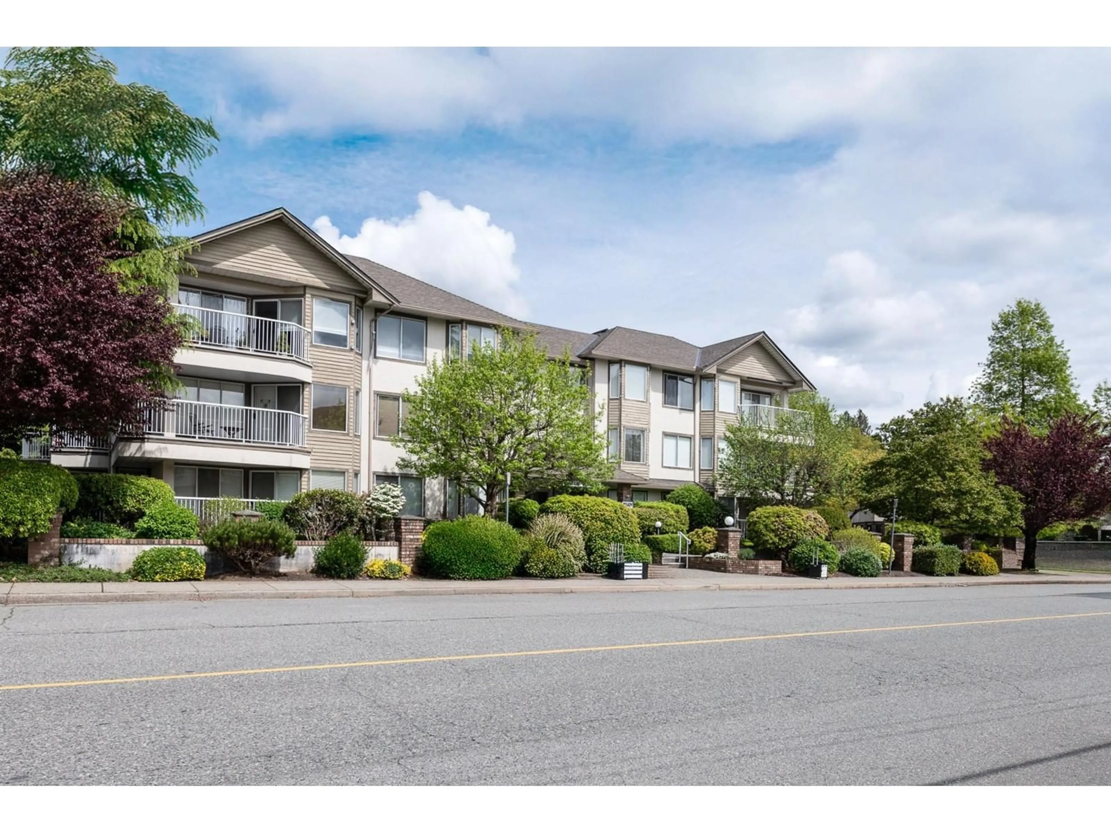 Unknown for 304 - 33401 MAYFAIR, Abbotsford British Columbia V2S6Z2