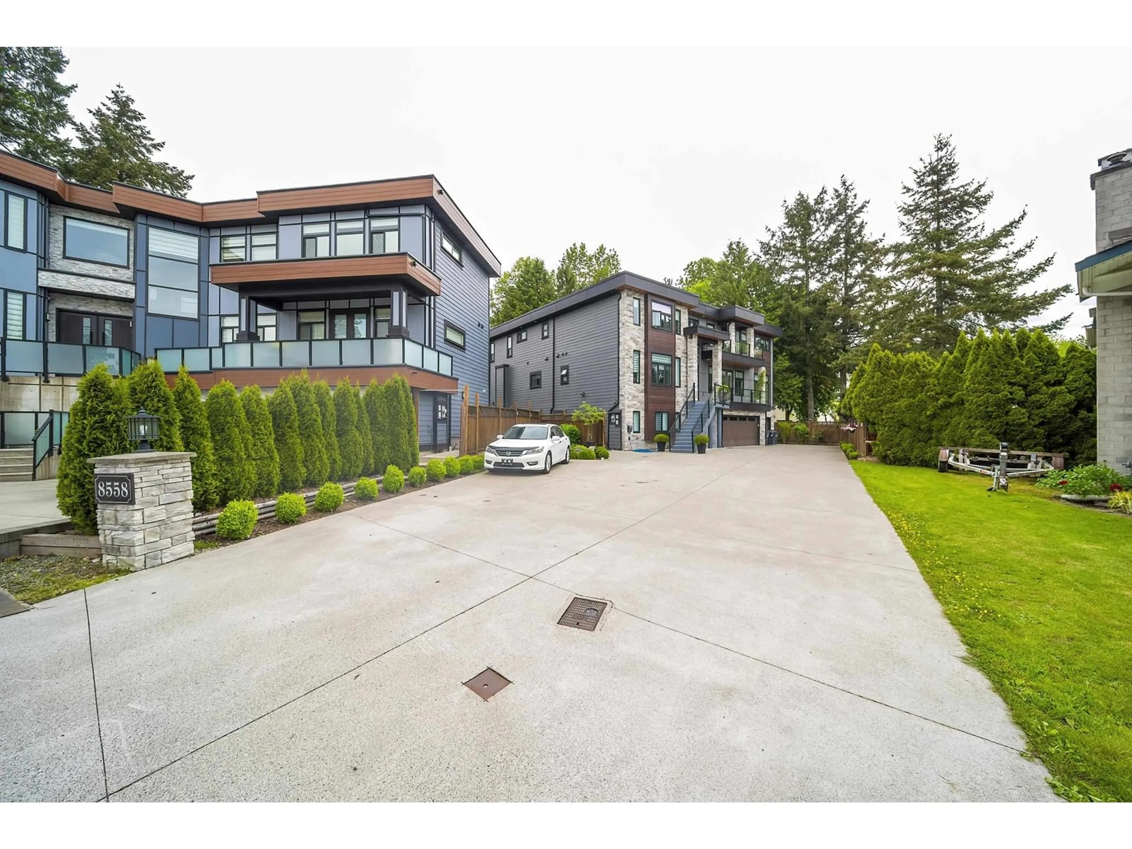 Unknown for 8558 145A, Surrey British Columbia V3S5T8