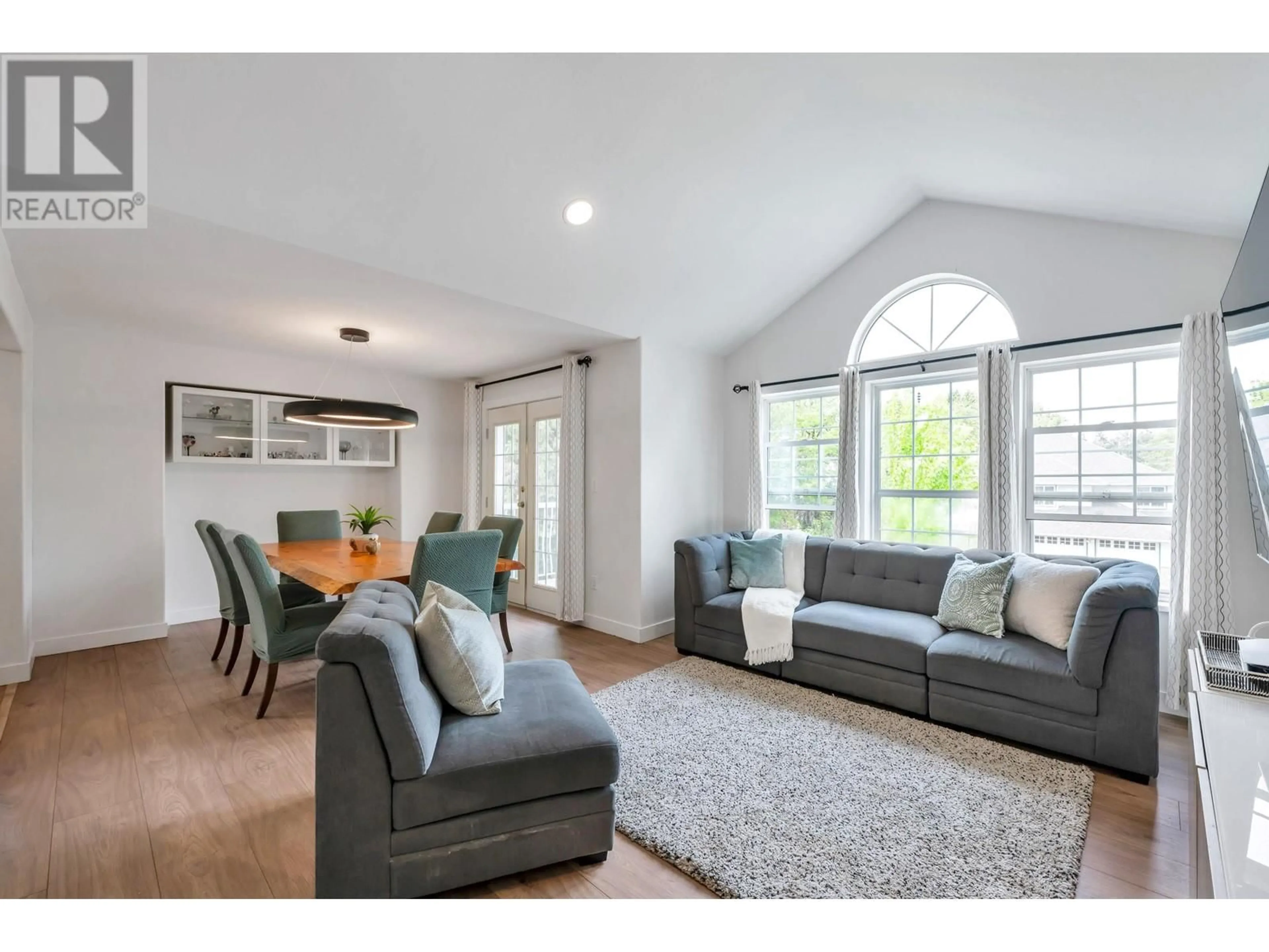 Living room with furniture, unknown for 22324 126 AVENUE, Maple Ridge British Columbia V2X2X8