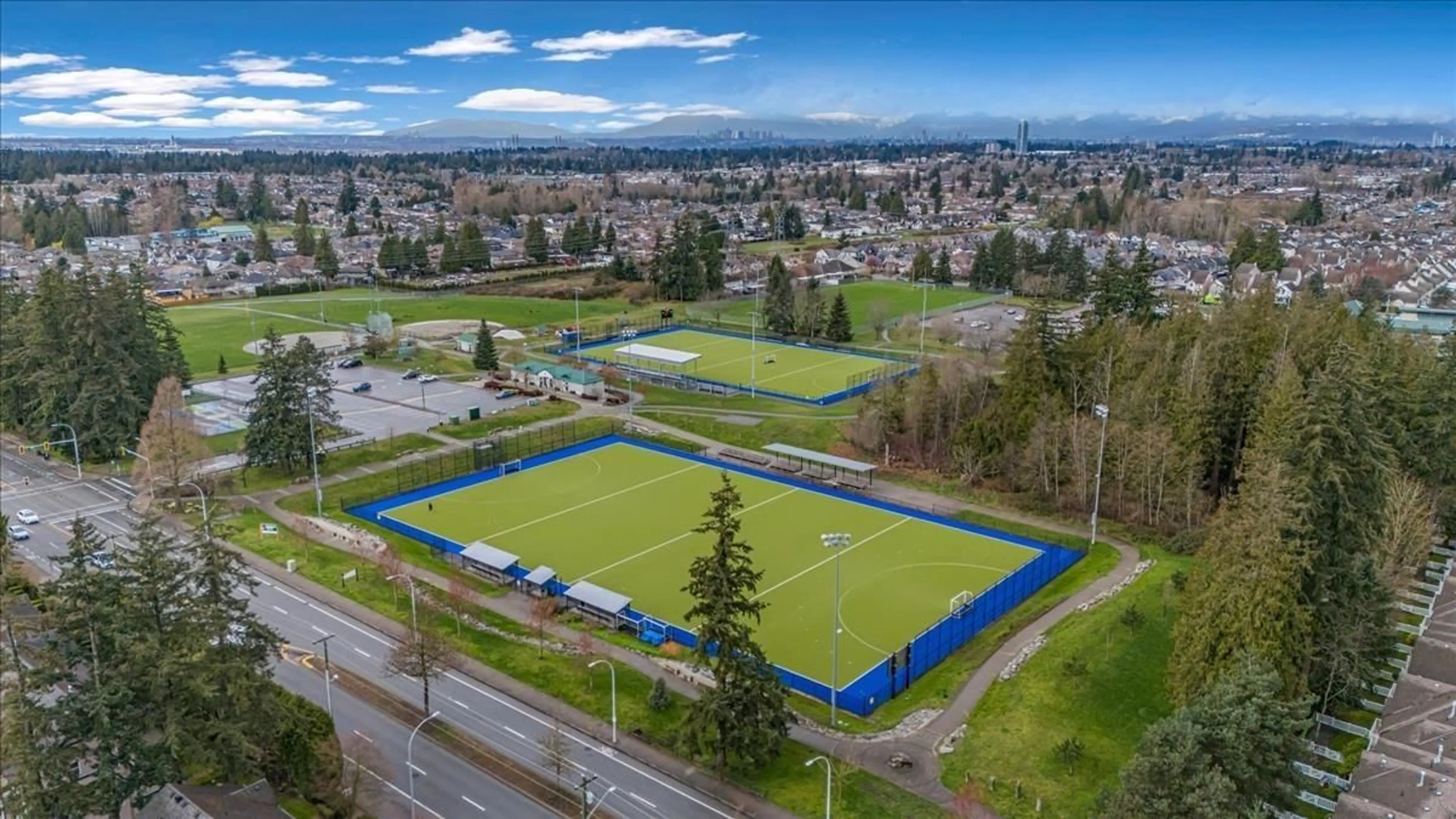 A pic from outside/outdoor area/front of a property/back of a property/a pic from drone, mountain view for 68 - 12677 63, Surrey British Columbia V3X3T3