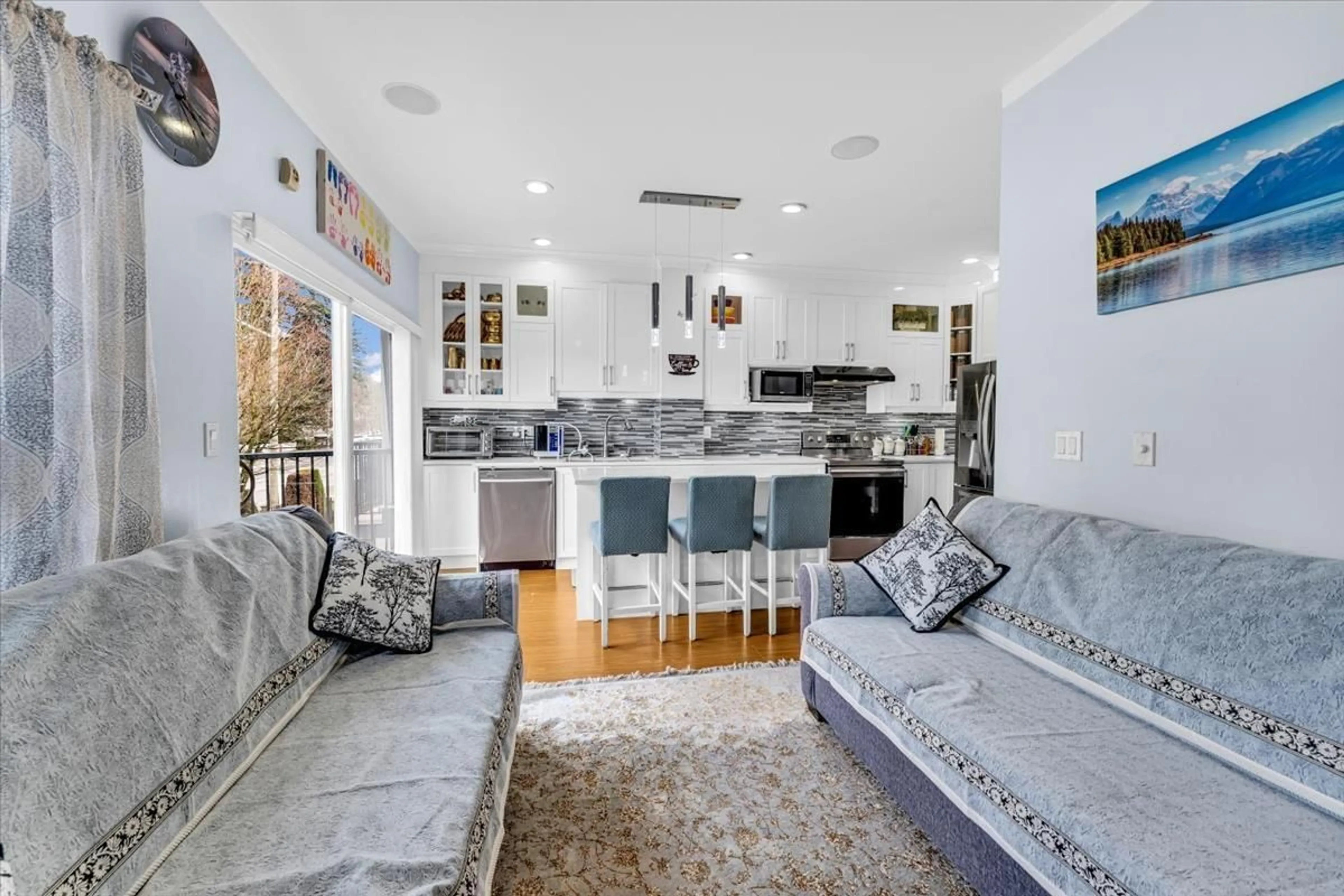 Open concept kitchen, unknown for 68 - 12677 63, Surrey British Columbia V3X3T3
