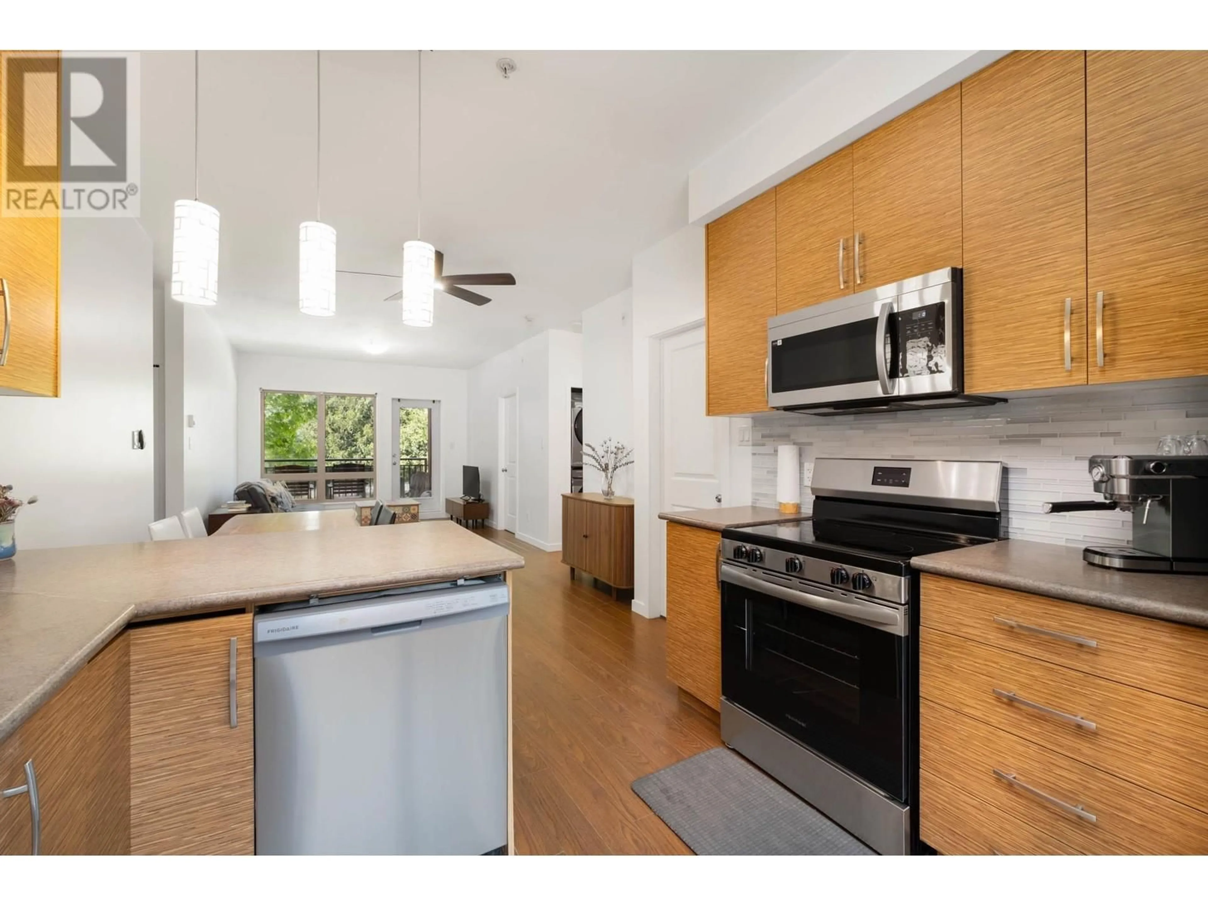 Open concept kitchen, unknown for 2 - 7450 PROSPECT STREET, Pemberton British Columbia V0N2L1
