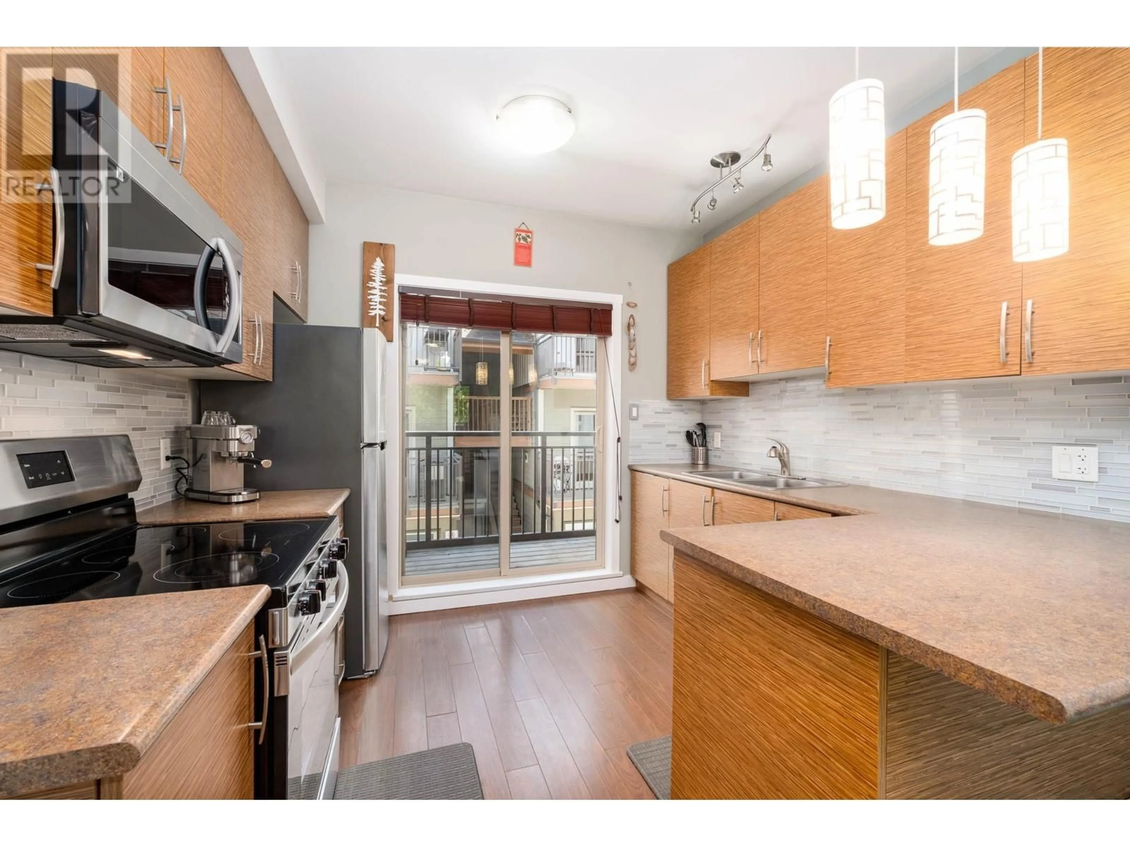Standard kitchen, wood/laminate floor for 2 - 7450 PROSPECT STREET, Pemberton British Columbia V0N2L1